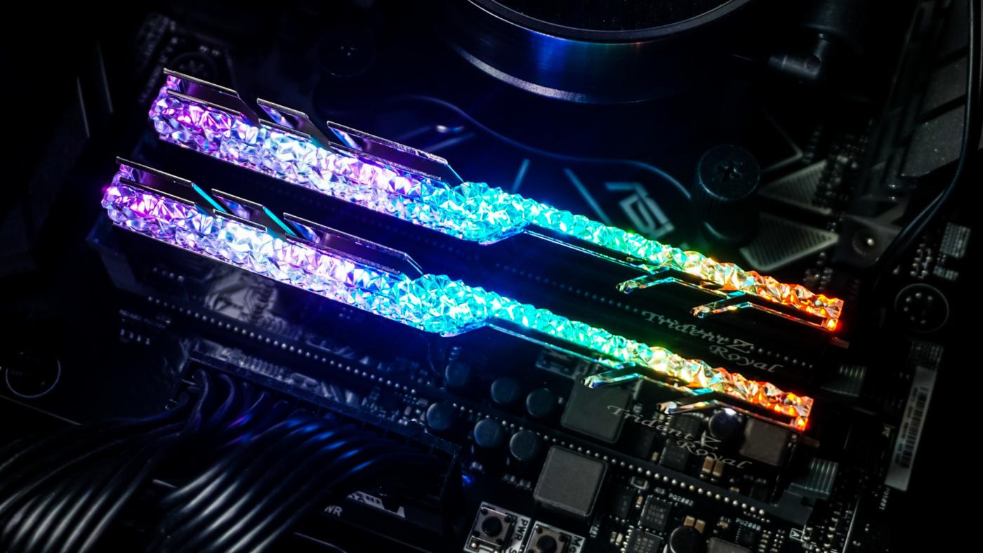 32GB - 4000Mhz - Gskill Trident Z Royal RGB DDR4 Ram