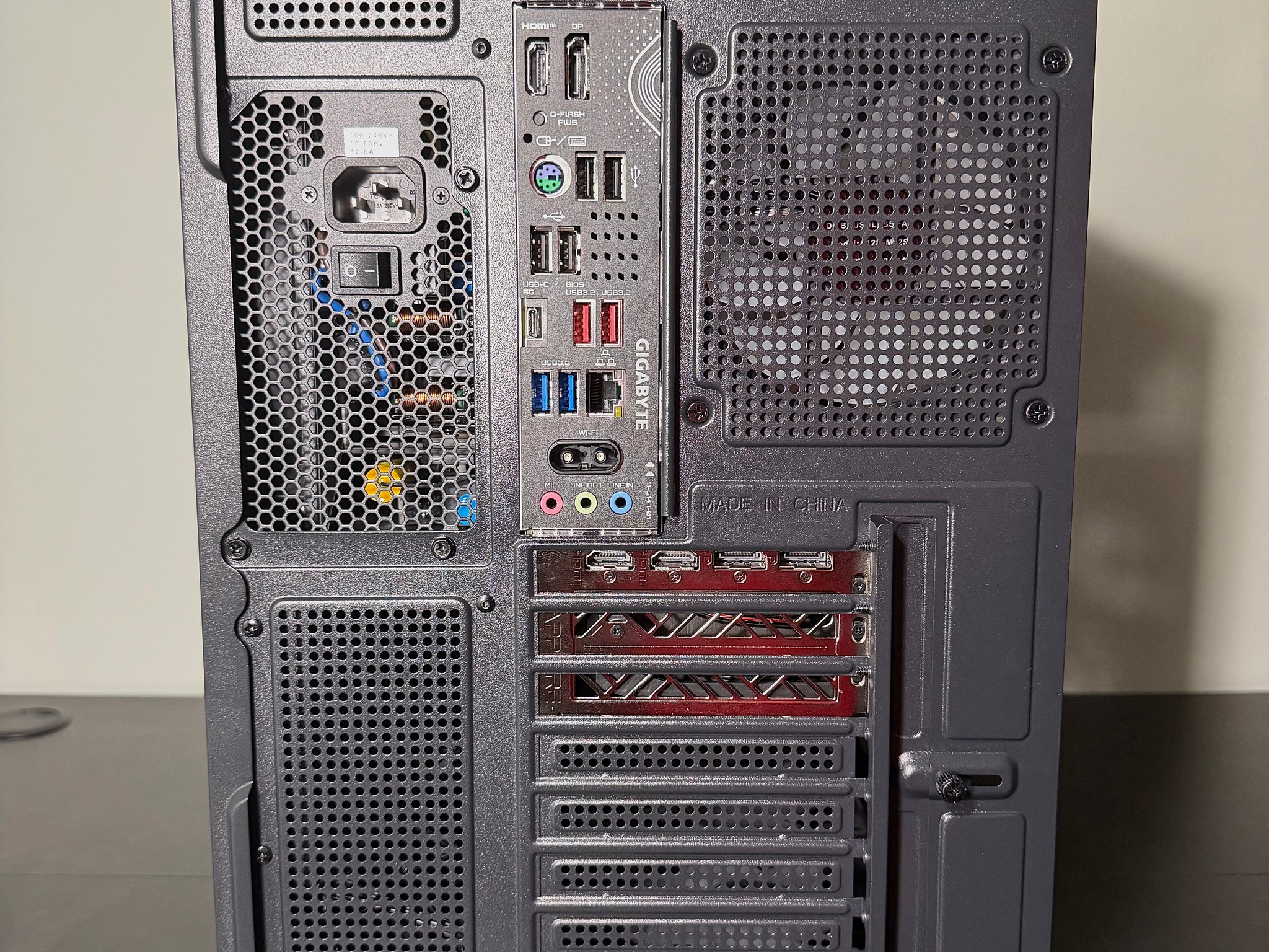 Insane 7800X3D | 9070XT | 48GB DDR5 | 2TB M.2 | LCD Screen AIO Cooler Gaming PC