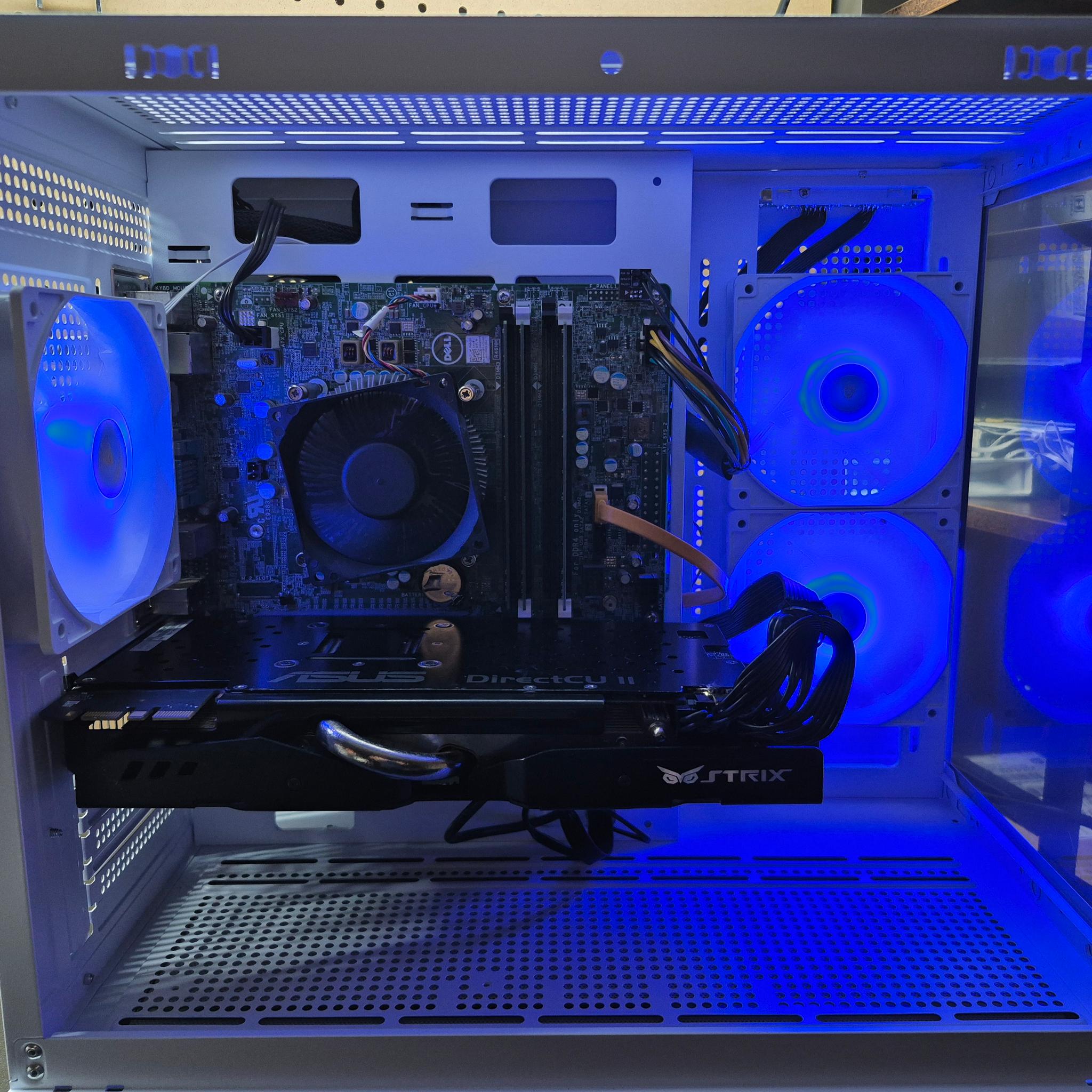 120 FPS Fortnite | Xeon (same as i7-6700), 12GB DDR4, 500GB SSD, GTX 980, Wifi, Win11, RGB