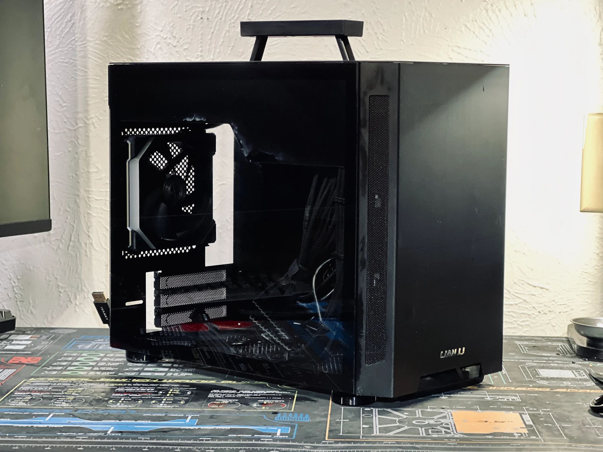 Lian Li TU-150W Black Mini-ITX Case w/ SL120 V2 fans and EVGA 650W PSU