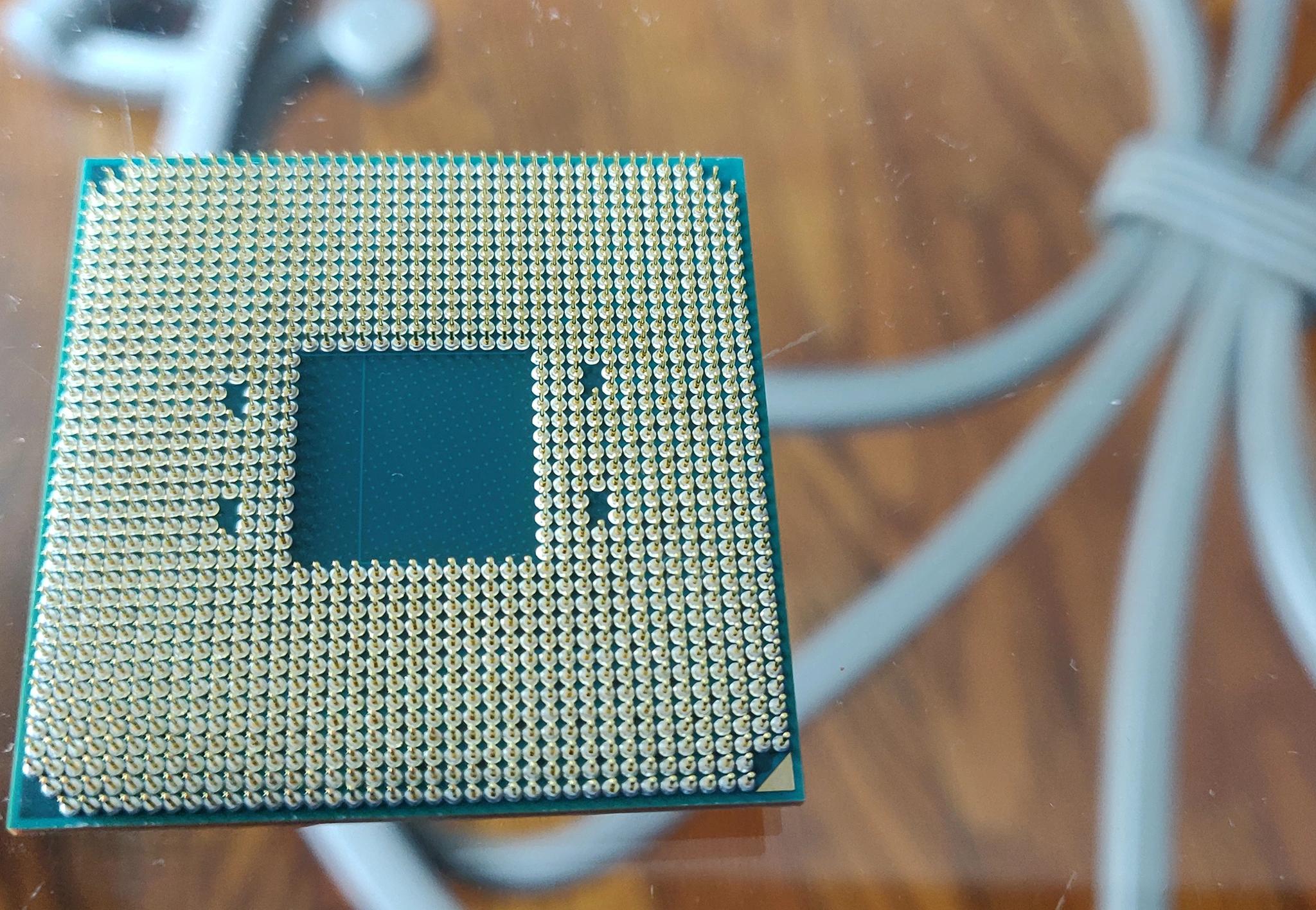 AMD Ryzen 3 3300X AM4 CPU + Heatsink