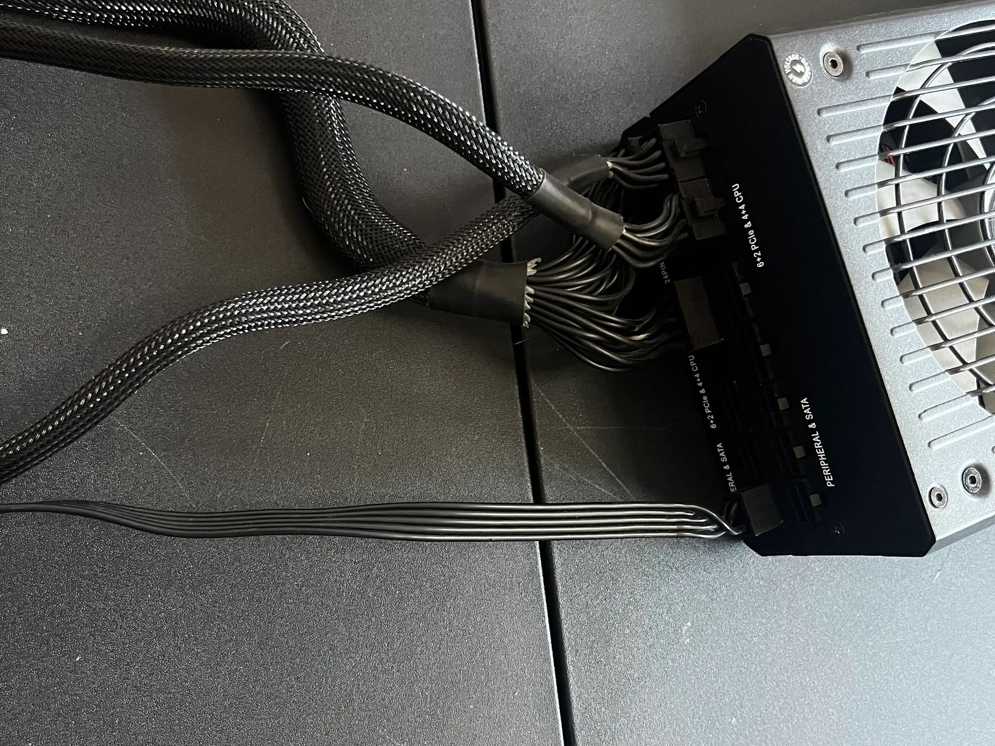 Corsair RM850x (2021) 850 W 80+ Gold Certified Fully Modular ATX Power Supply