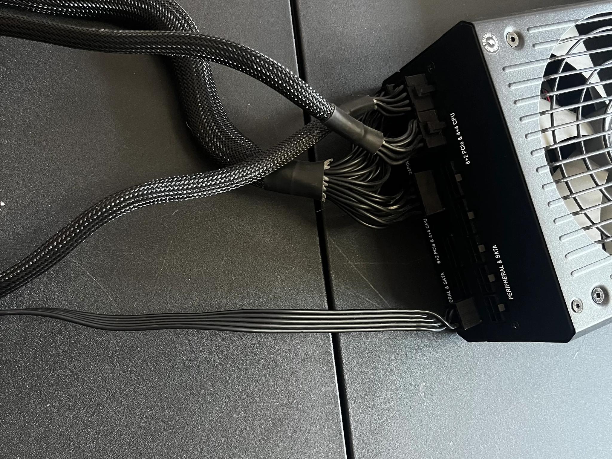 Corsair RM850x (2021) 850 W 80+ Gold Certified Fully Modular ATX Power Supply
