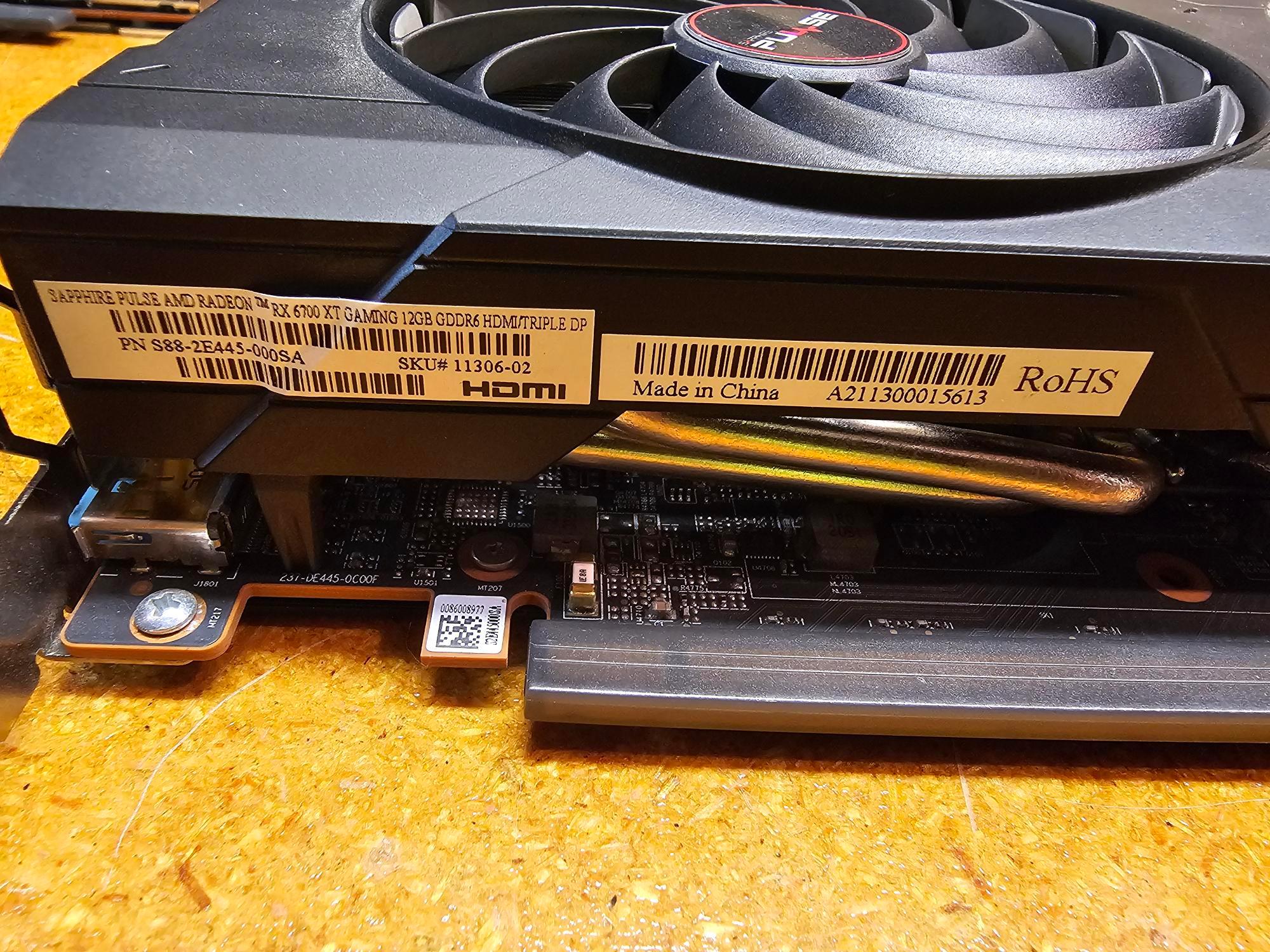 Sapphire Radeon RX 6700 XT Pulse Gaming OC 12gb gddr6