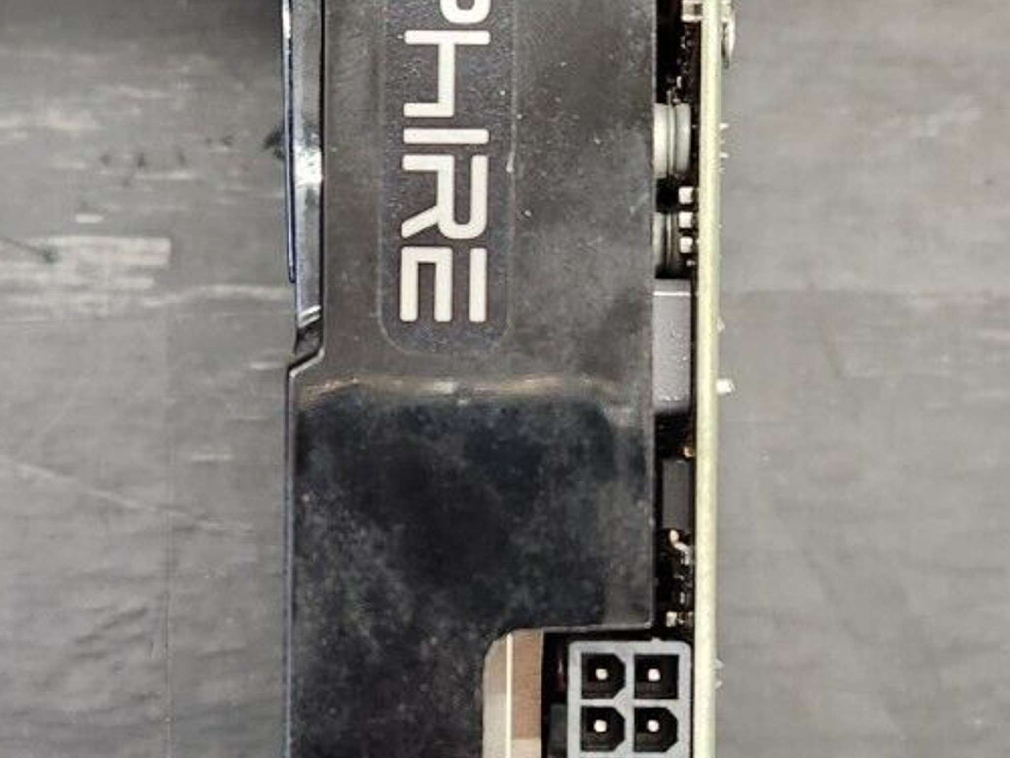 Sapphire Radeon HD 6950 1GB GDDR5 Graphics Card - DisplayPort, HDMI, DVI