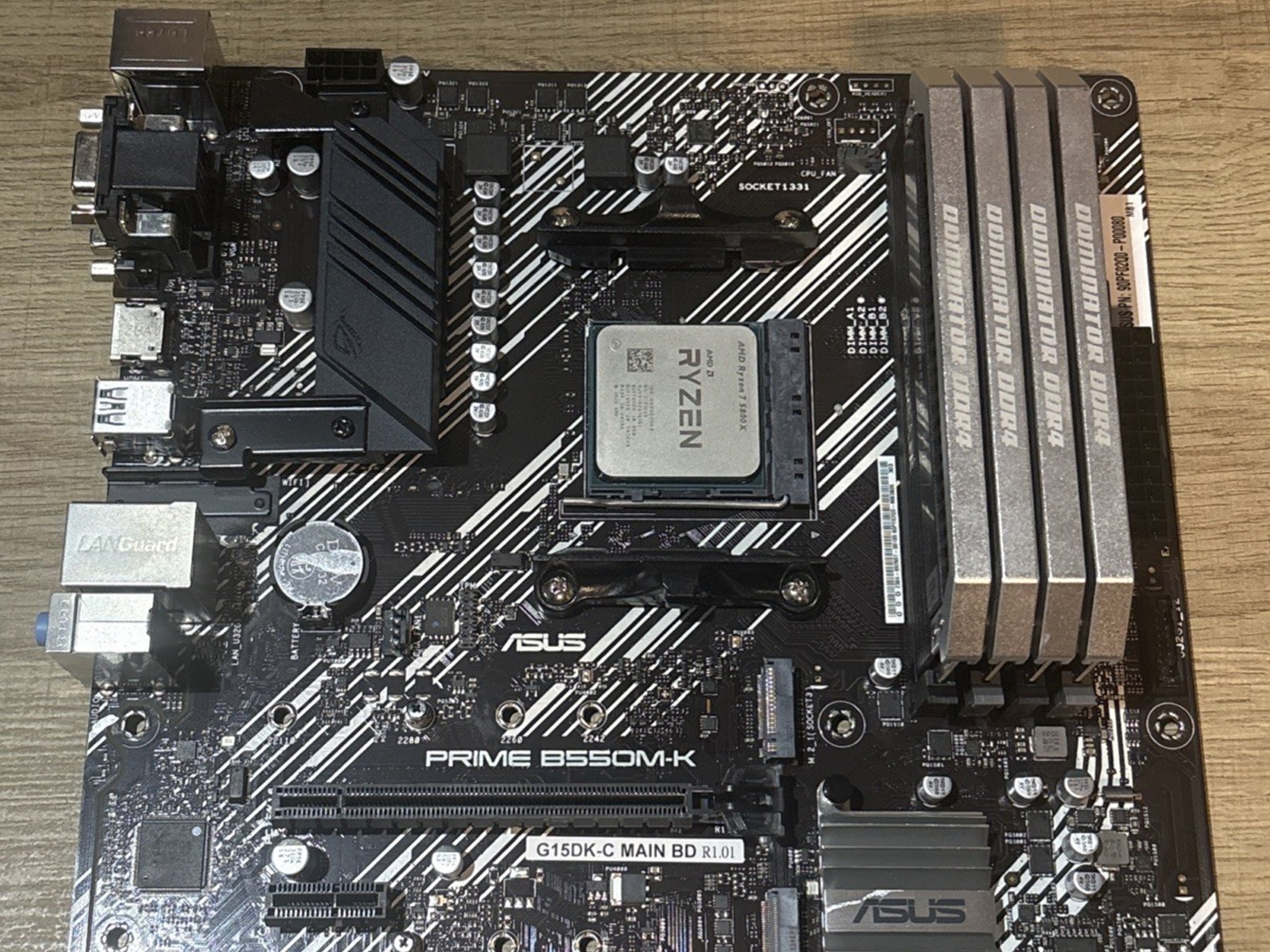 Ryzen 7 5800X + ASUS Prime B550M-K + Corsair Dominator Platinum 32GB (4×8GB DDR4‑3333)