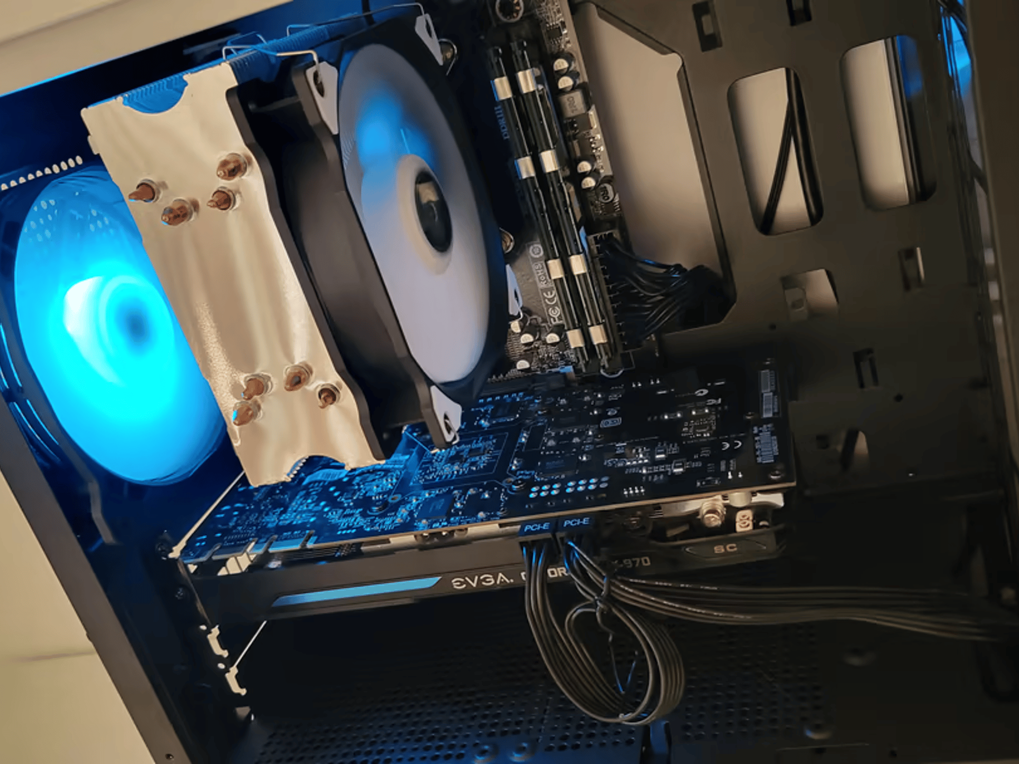 GTX 970 White Gaming PC (Xeon X5670//GTX 970)