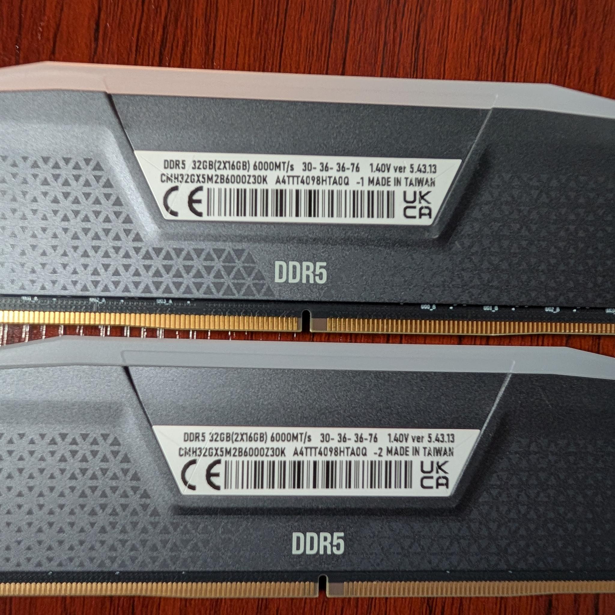 Corsair Vengeance RGB 32GB (2x16GB) DDR5 6000 CL30 RAM