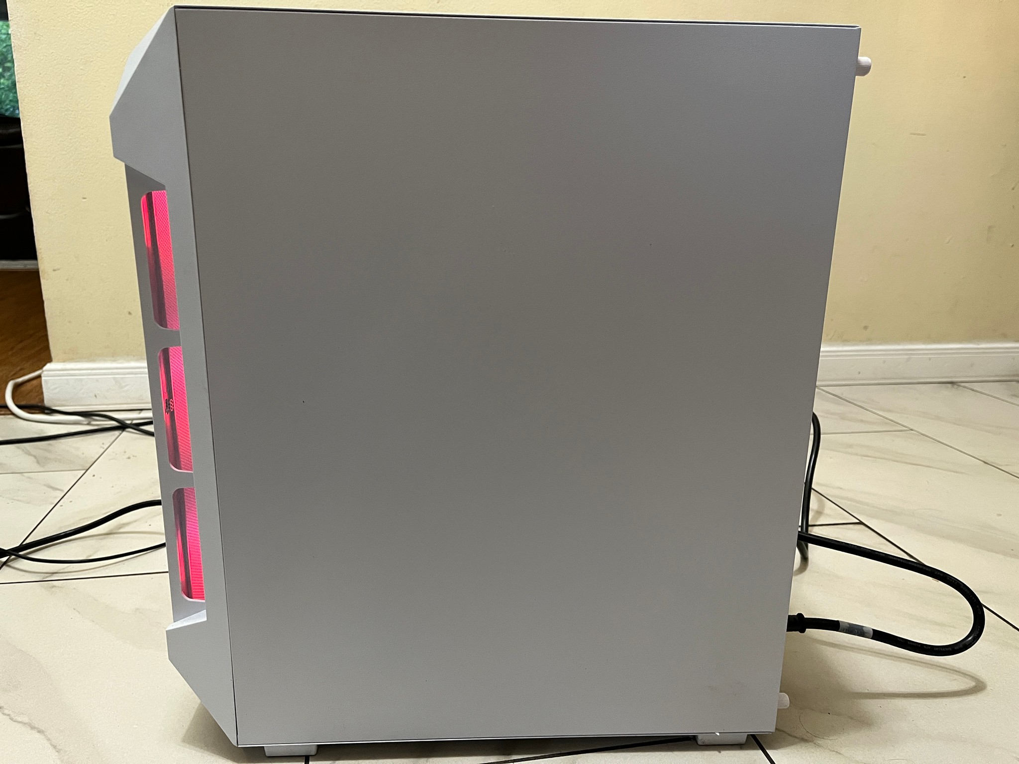 🟠🔥NVIDIA RTX 2070, Intel i7-7700k, 12GB RAM, 500 GB SSD, High Performance RGB Gaming PC 🖥️🟢