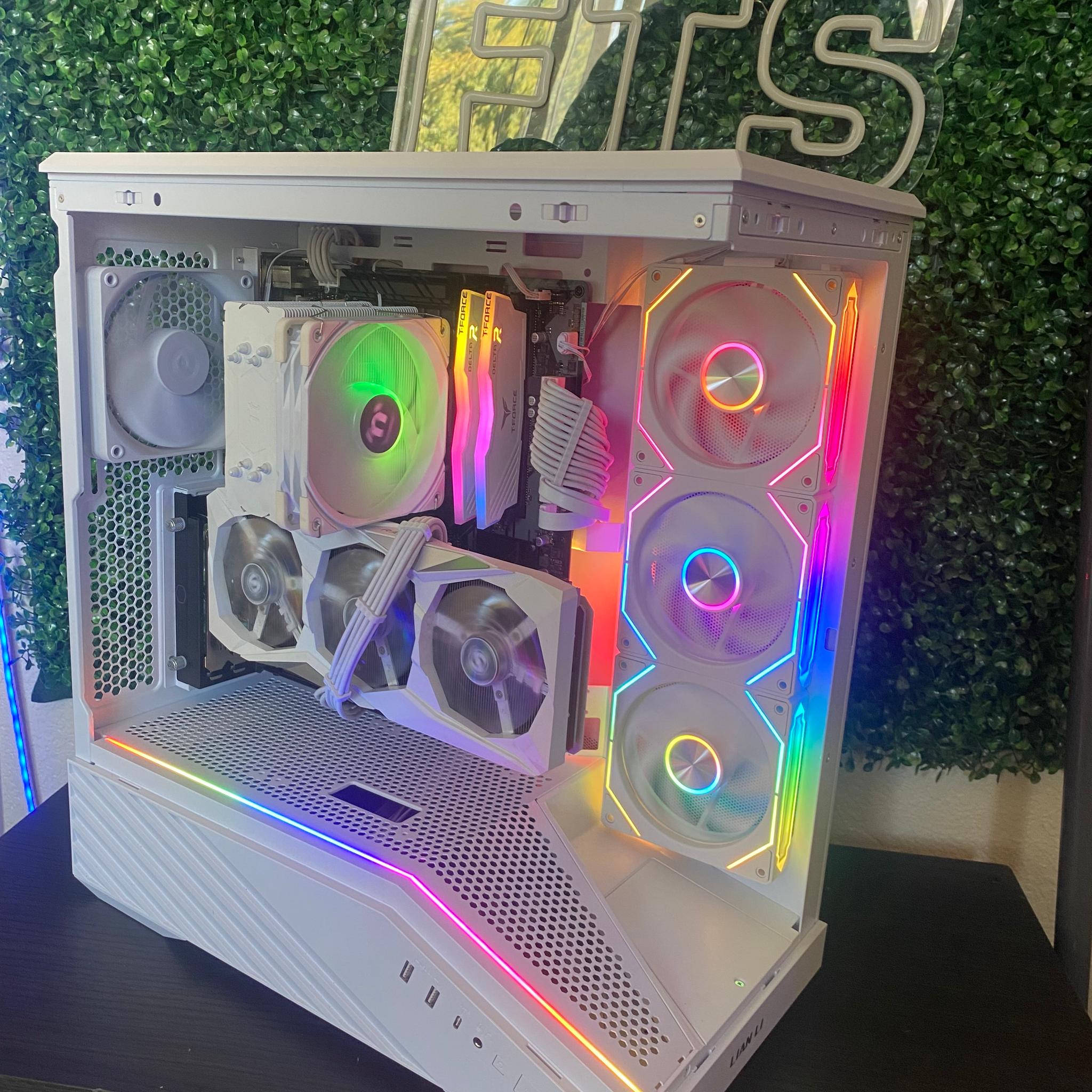 Radeon RX 7600 Custom Gaming PC - Core i7-12700KF, 16GB RAM