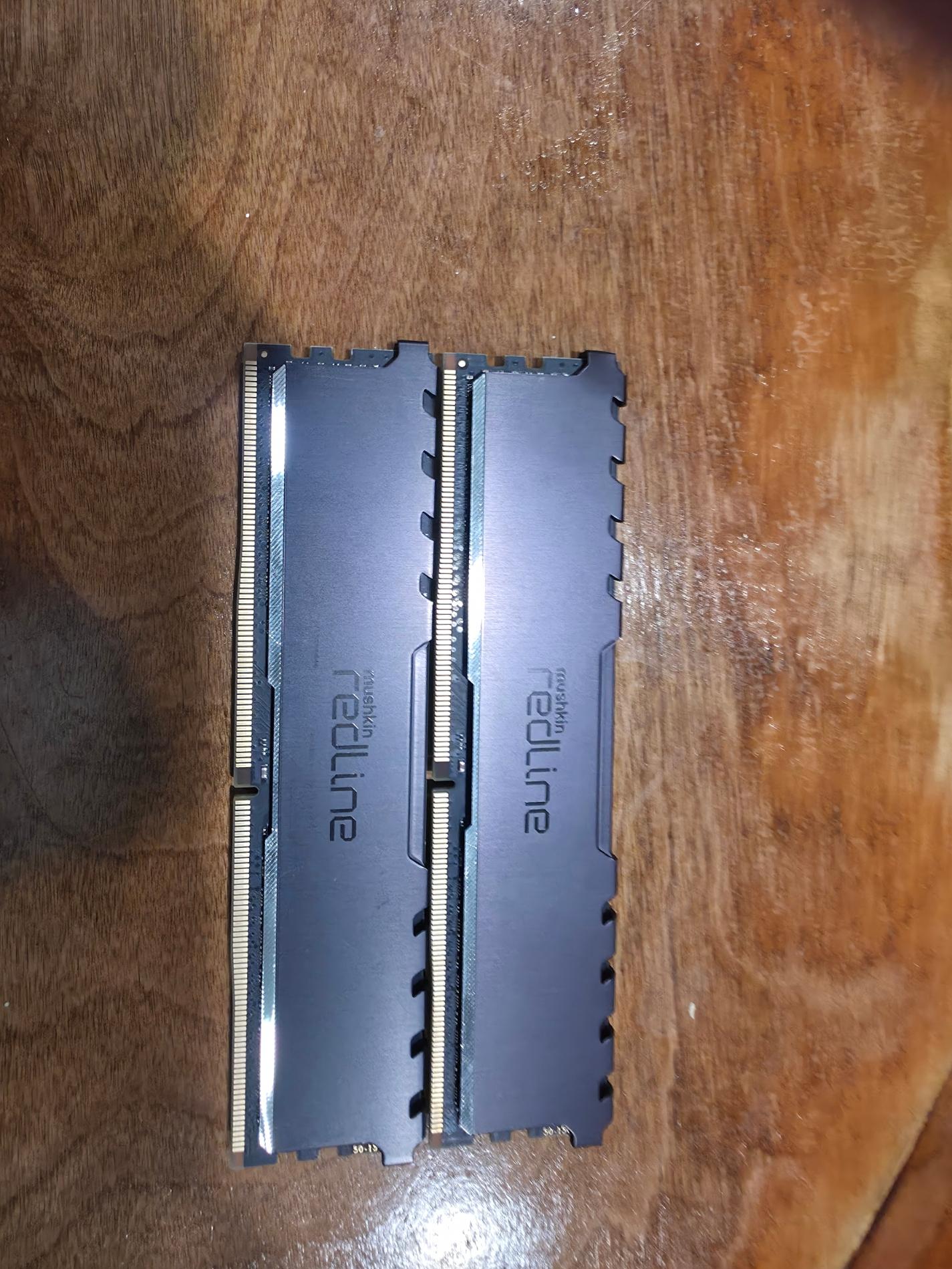 Mishkin ddr4 (2X8gb) sticks 3200 cl14 RedlineST K2