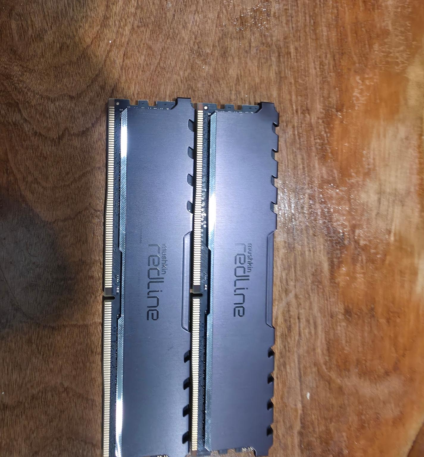 Mishkin ddr4 (2X8gb) sticks 3200 cl14 RedlineST K2