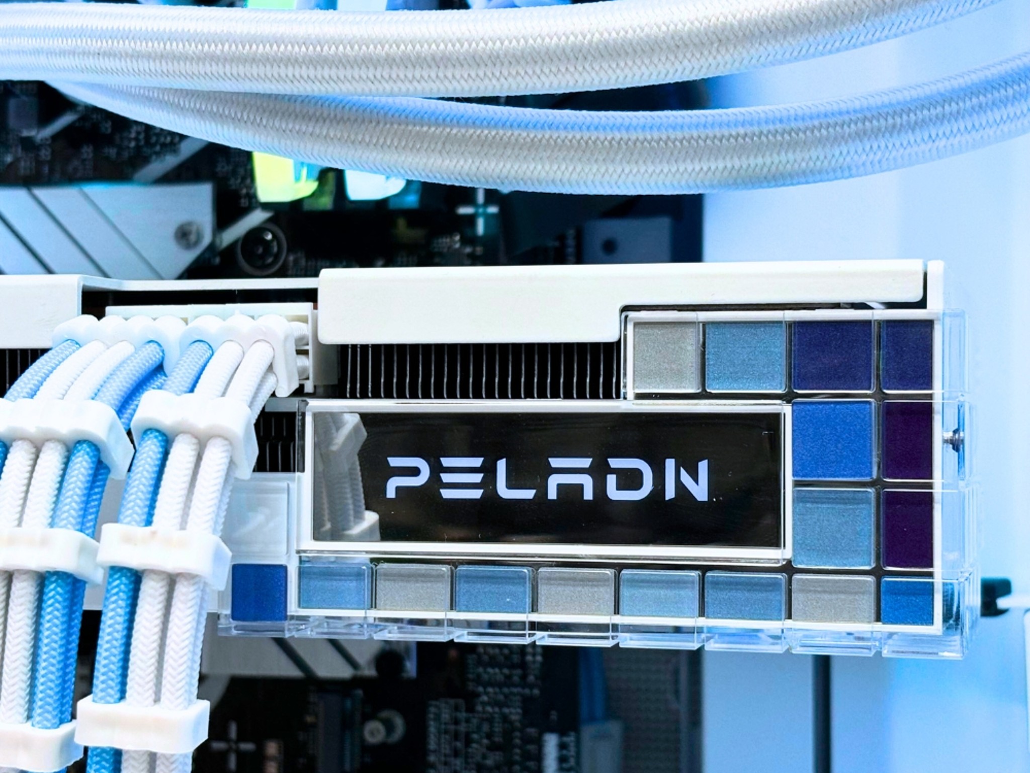 NextGen Seraphinx White i7-13700KF 5.4GHz,Radeon RX 6750 12GB, 1TB NVME SSD, 32GB RGB DDR5