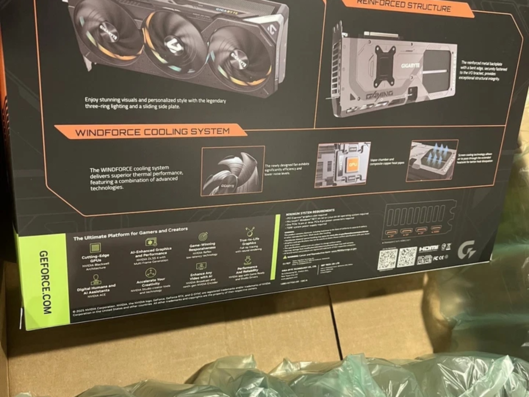 SEALED GIGABYTE - NVIDIA GeForce RTX 5070 Ti GAMING OC 16G Graphics Card - Black