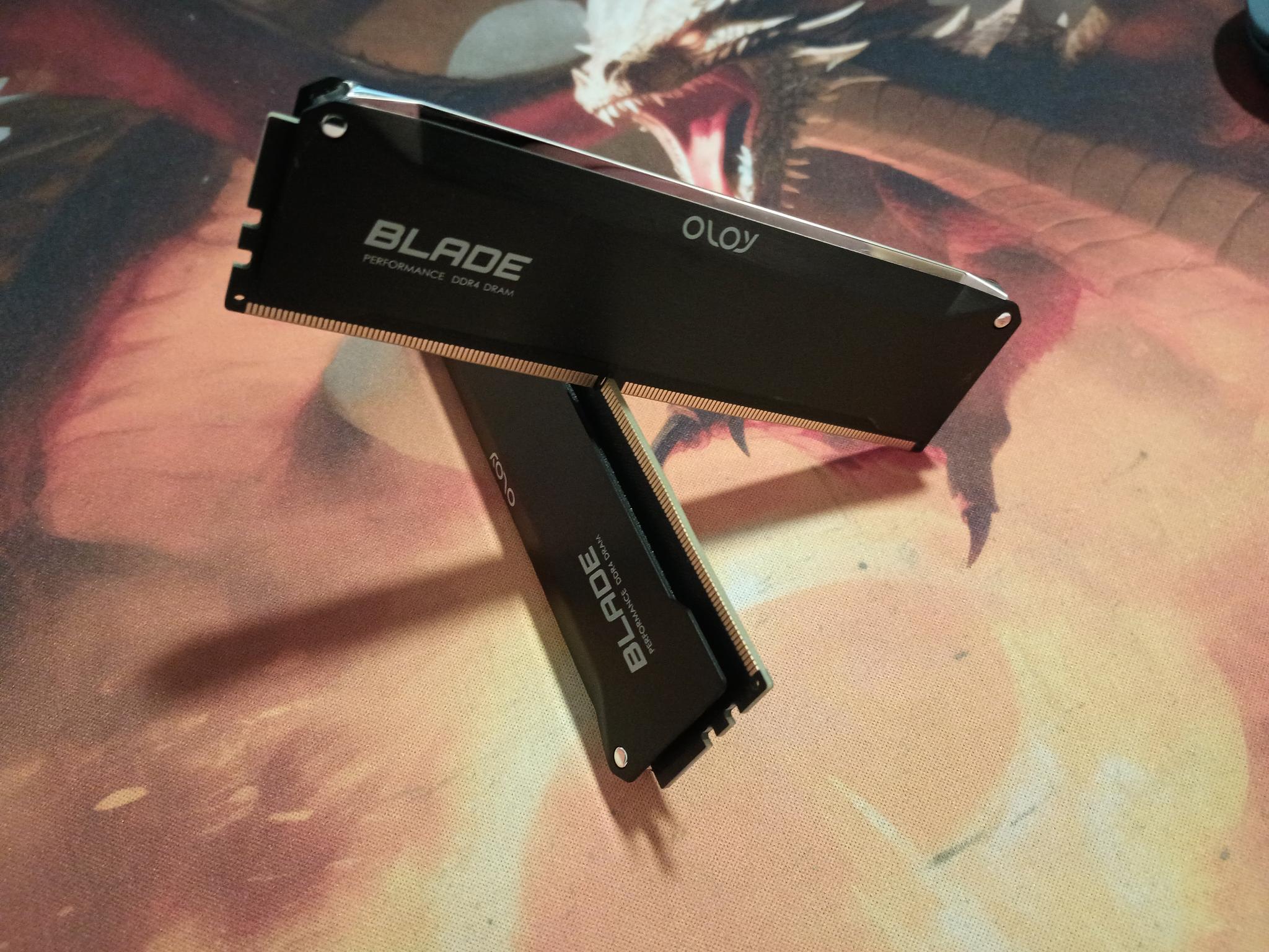 OLOy DDR4 RAM 16GB (2x8GB) Black Hairline Blade 3600 MHz CL18