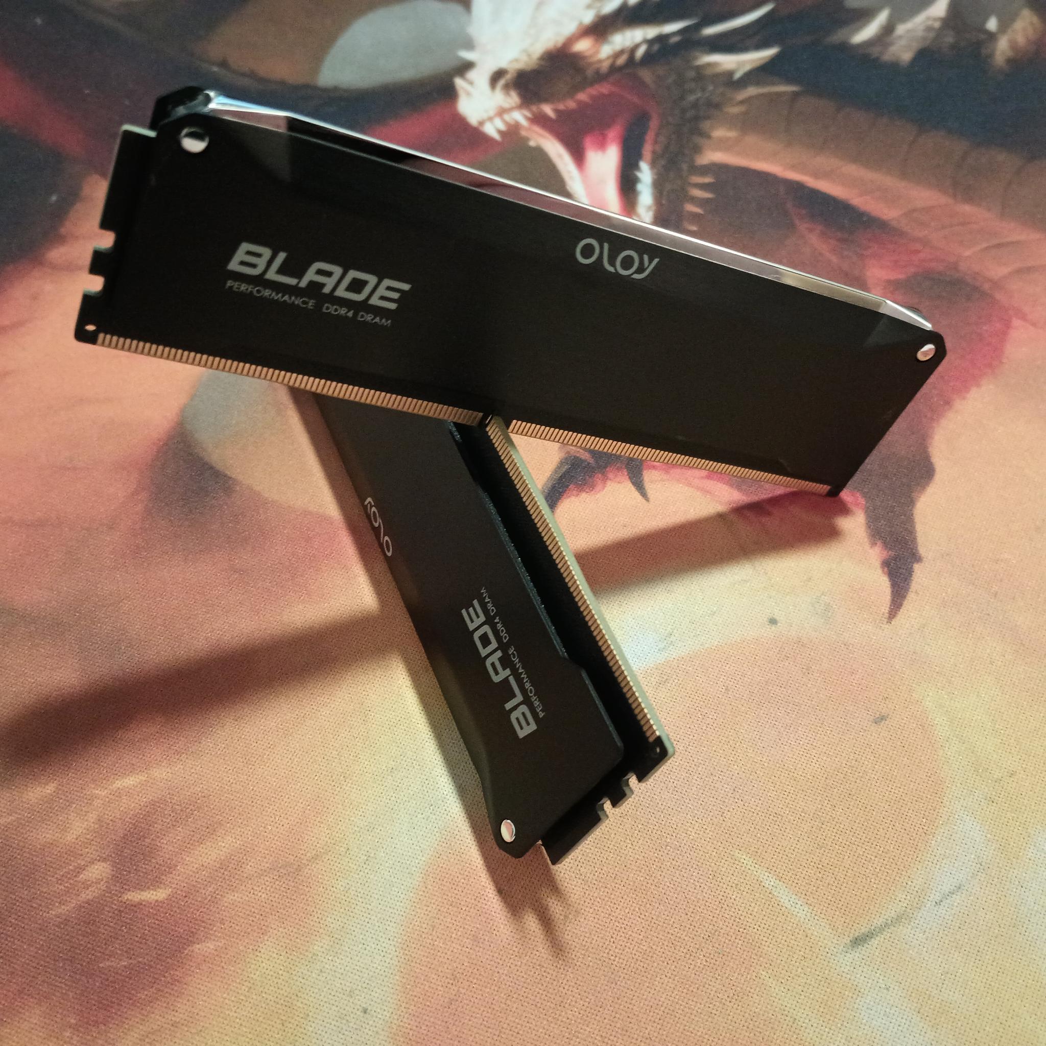 OLOy DDR4 RAM 16GB (2x8GB) Black Hairline Blade 3600 MHz CL18