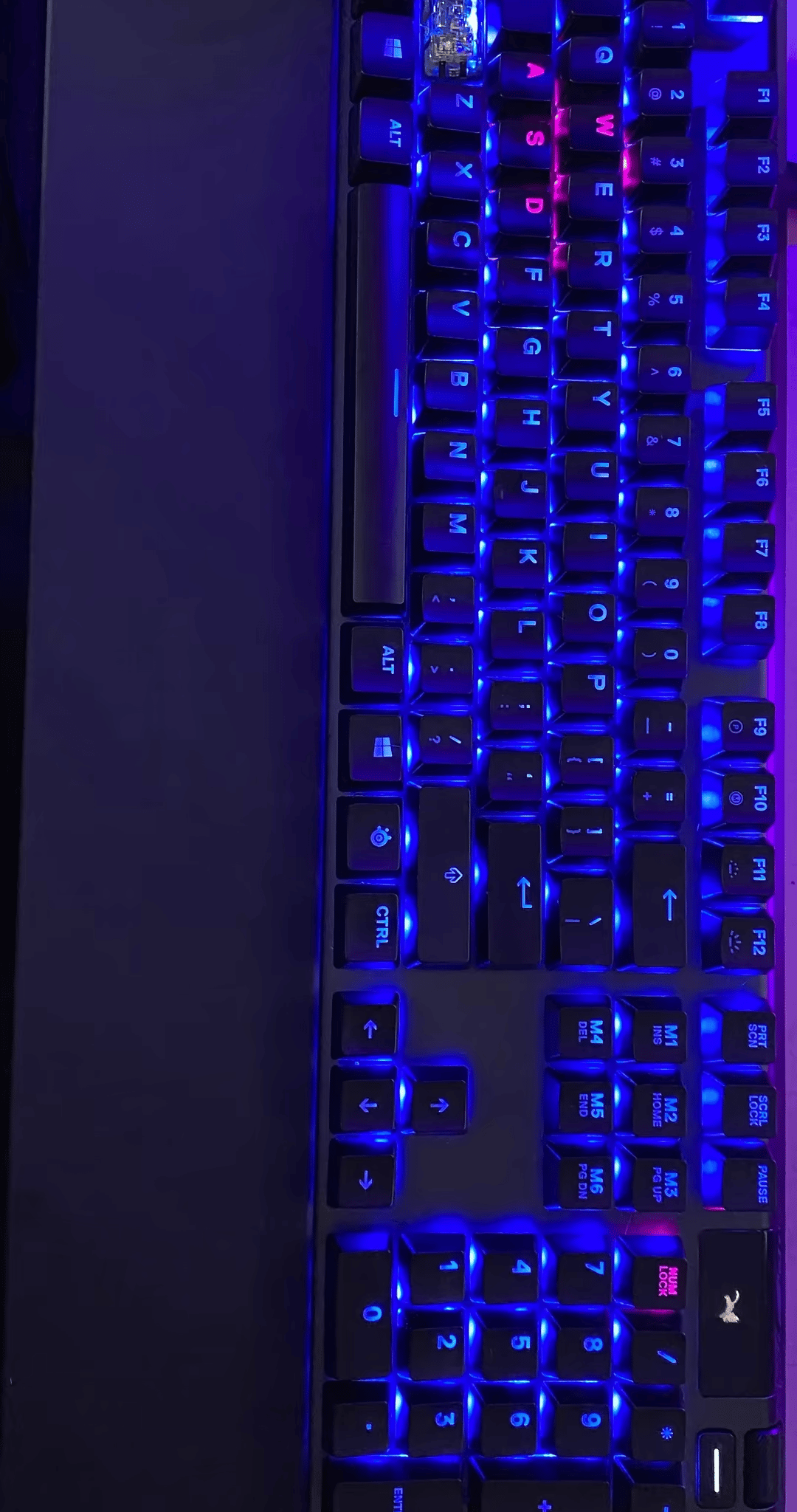 SteelSeries Apex 5 Gaming Mechanical Keyboard