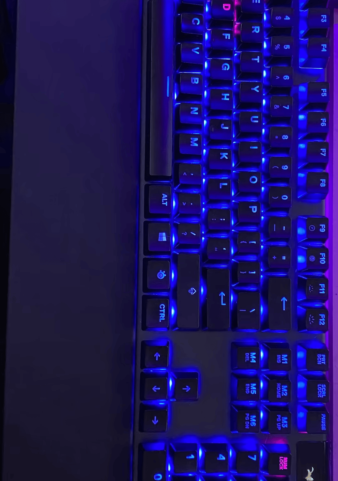 SteelSeries Apex 5 Gaming Mechanical Keyboard