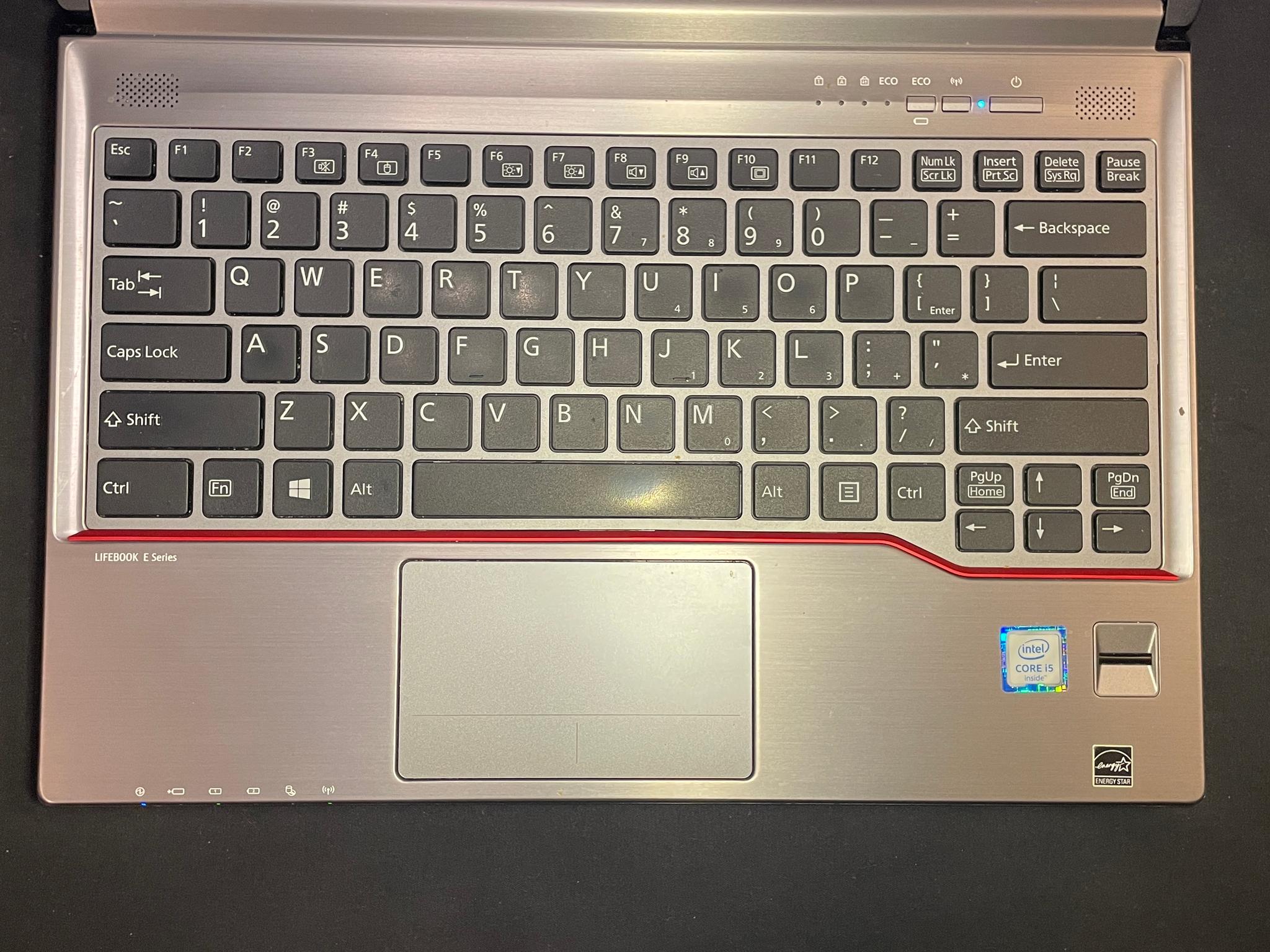 Fujitsu Lifebook E736