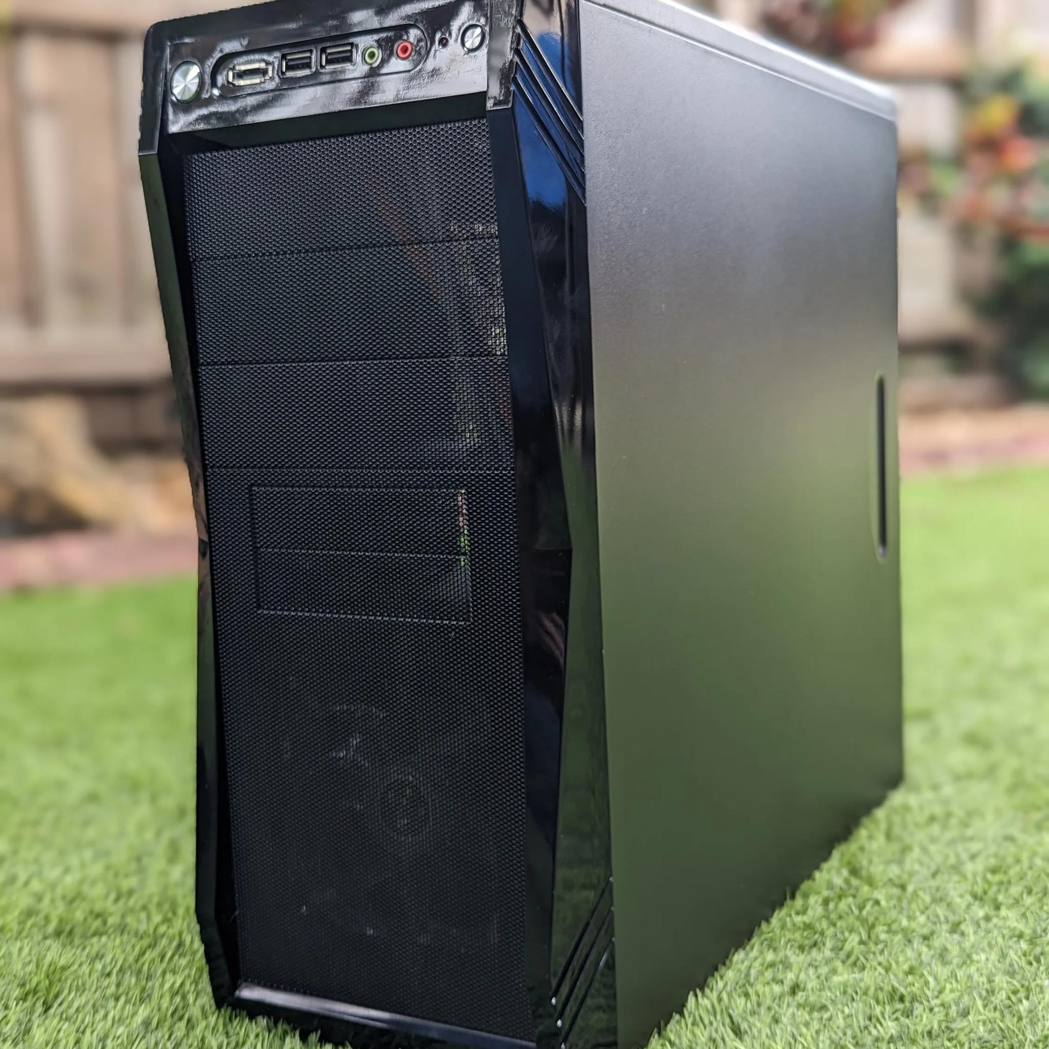 The Modest Esports rig i7 6700K 64GB RAM RX 580 128GB SSD 1TB HDD