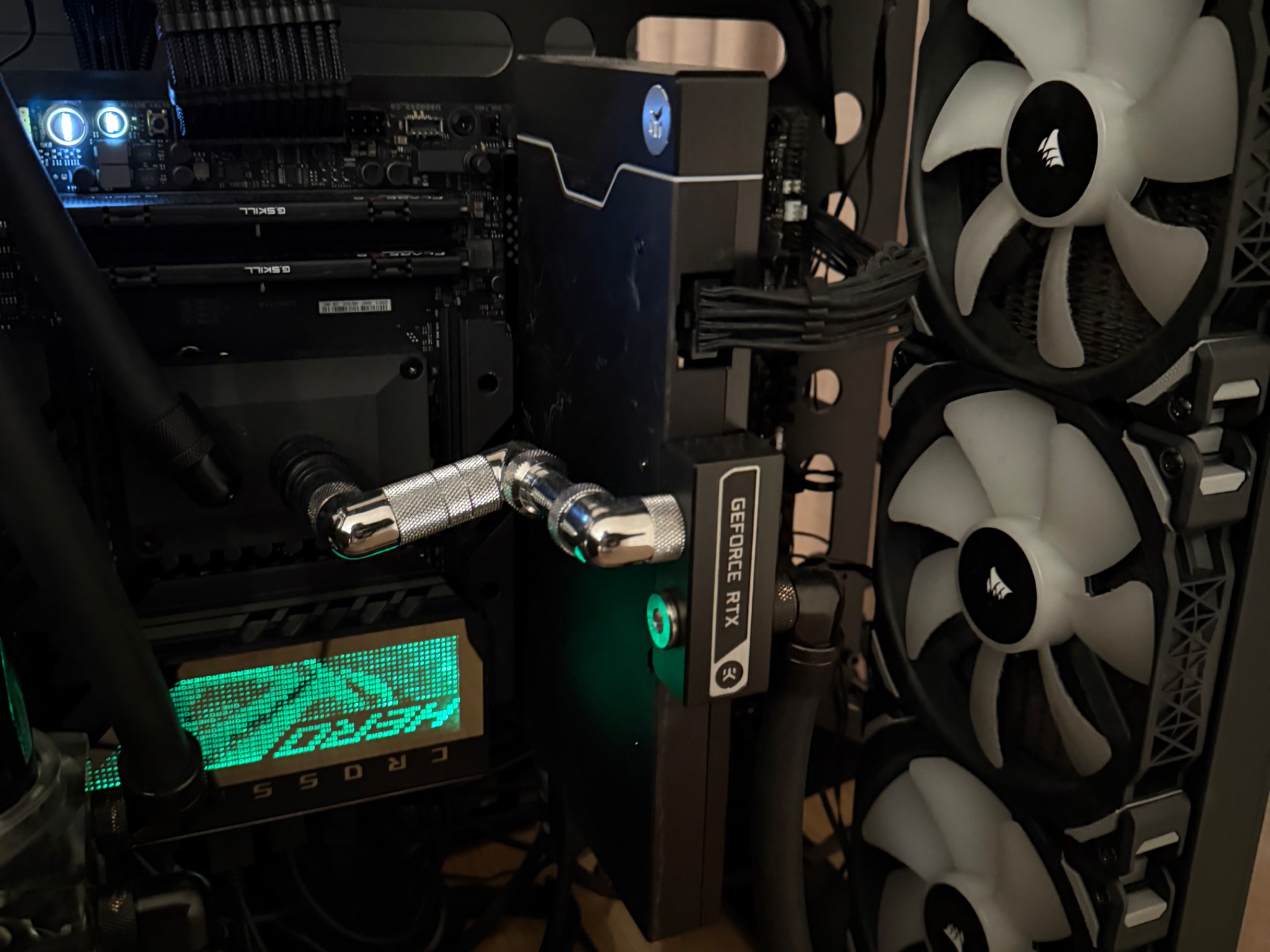 LIQUID COOLED ASUS ROG STRIX 4090 OC x EKWB