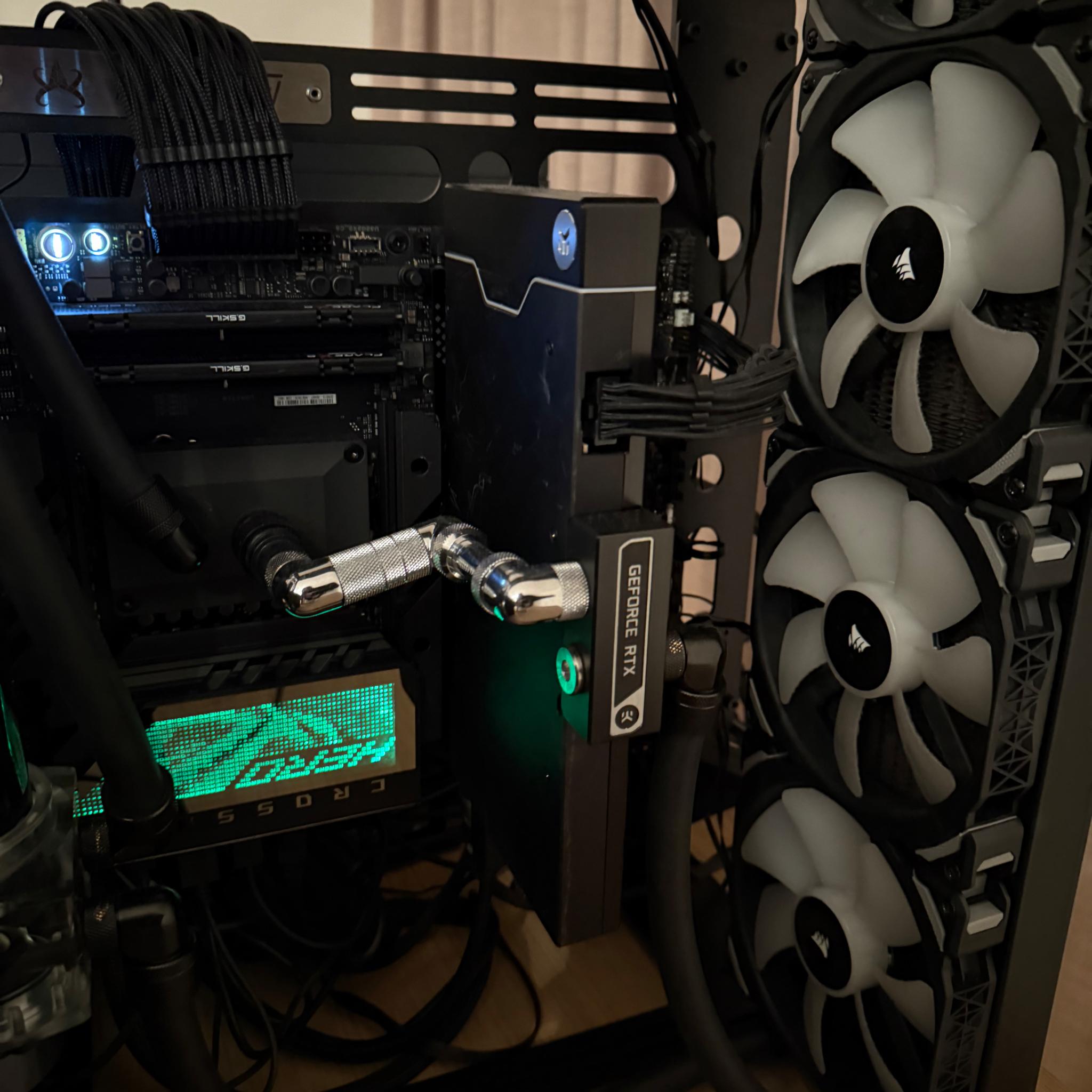 LIQUID COOLED ASUS ROG STRIX 4090 OC x EKWB