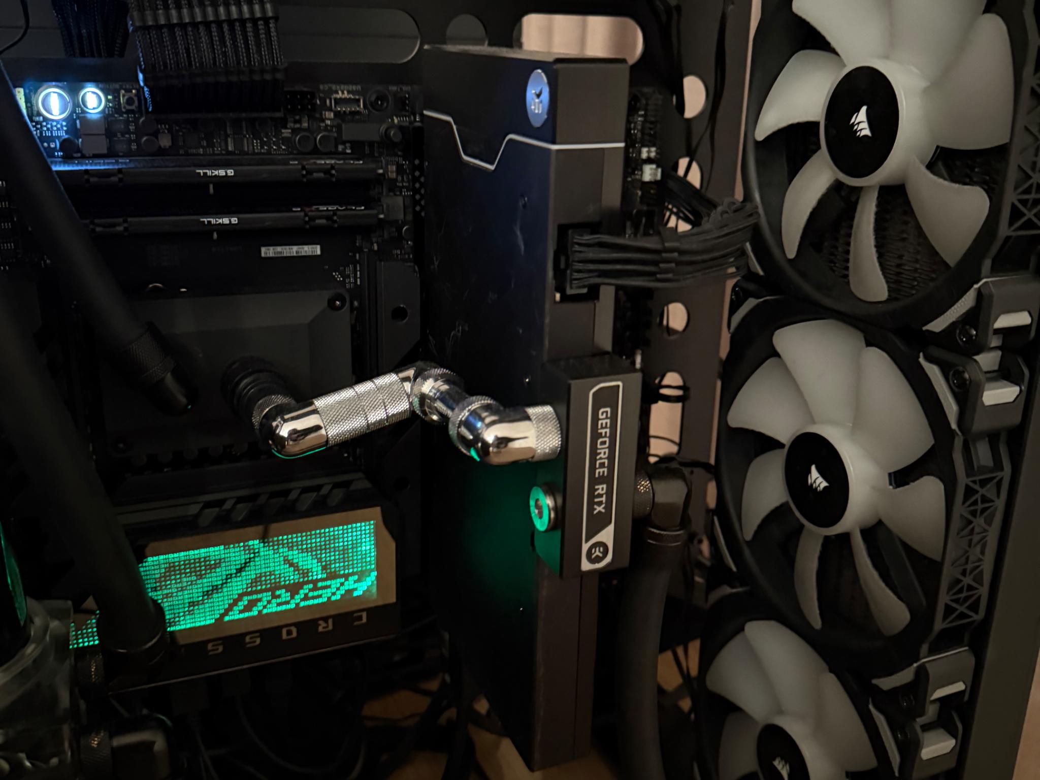 LIQUID COOLED ASUS ROG STRIX 4090 OC x EKWB
