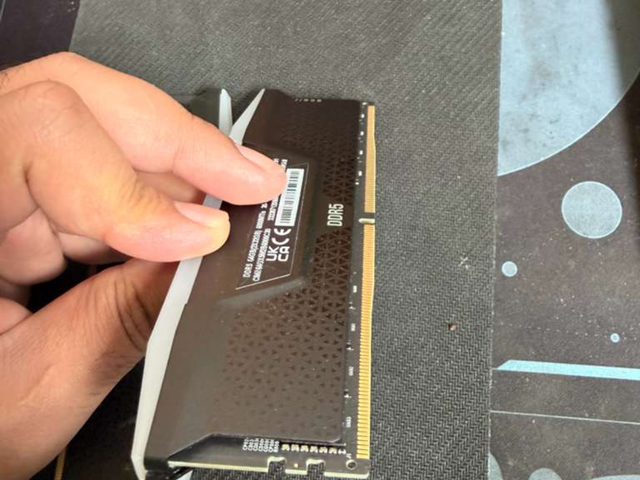 Corsair Vengeance RGB 64GB (2×32GB) DDR5-6000 CL30 — On Sale, Like New, Ready to Ship!