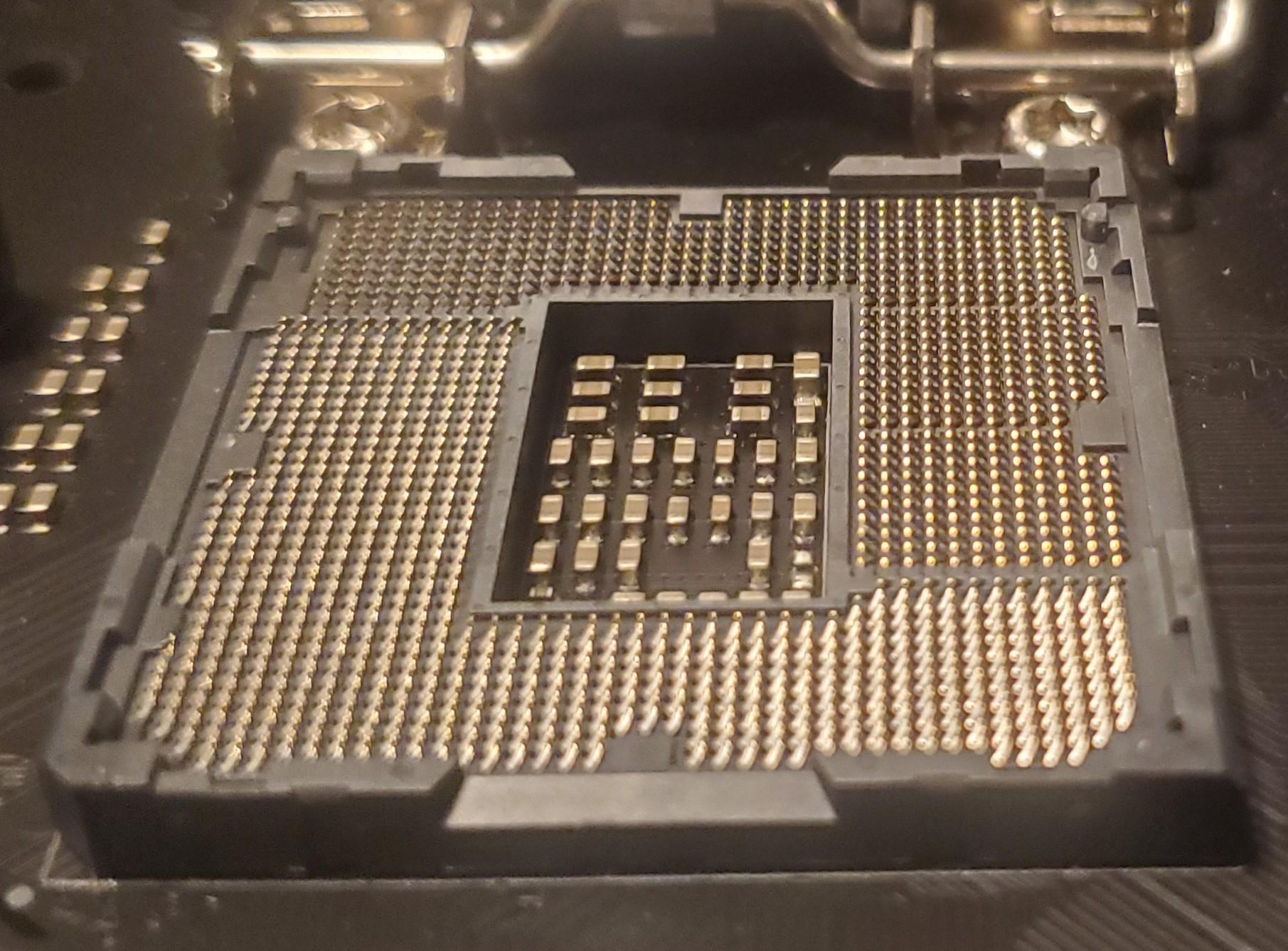 ASUS ROG STRIX Z390-F GAMING