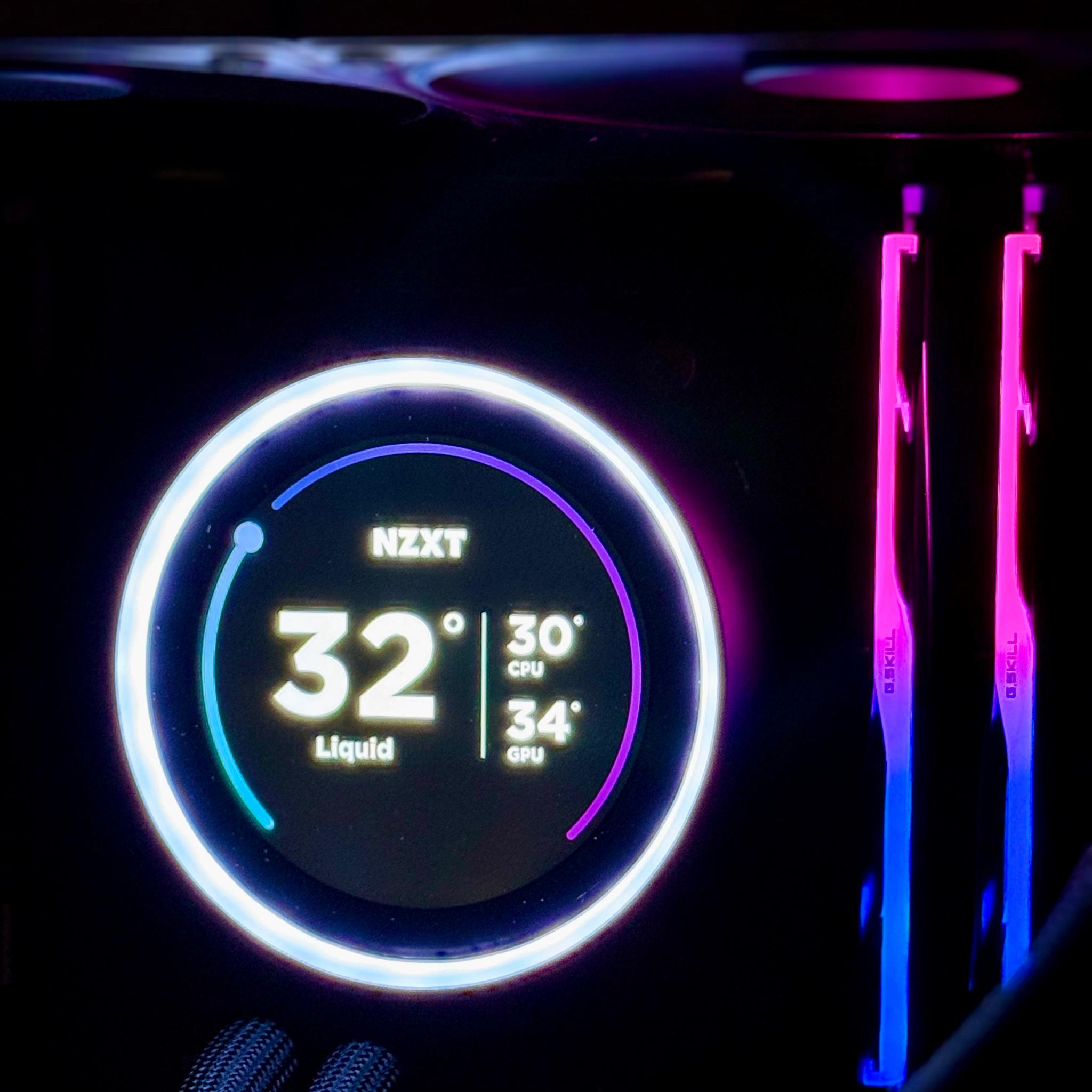 Gaming PC NVIDIA RTX 5070 FOUNDERS EDITION, RYZEN 9600X, 32GB RAM, 1TB NVMe SSD