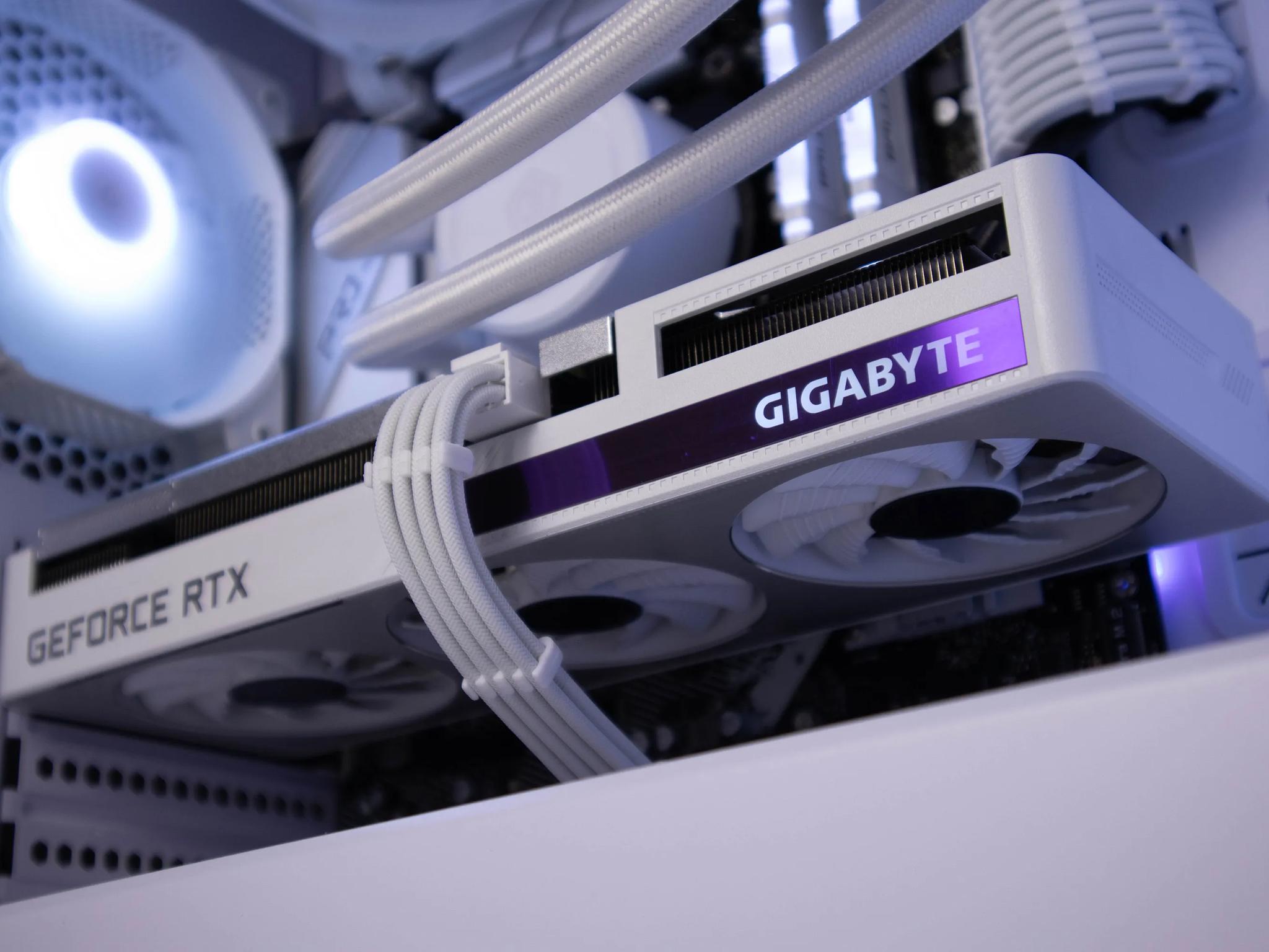 Blizzard (RTX 3060 | Intel i5-10600 | 16gb RAM)