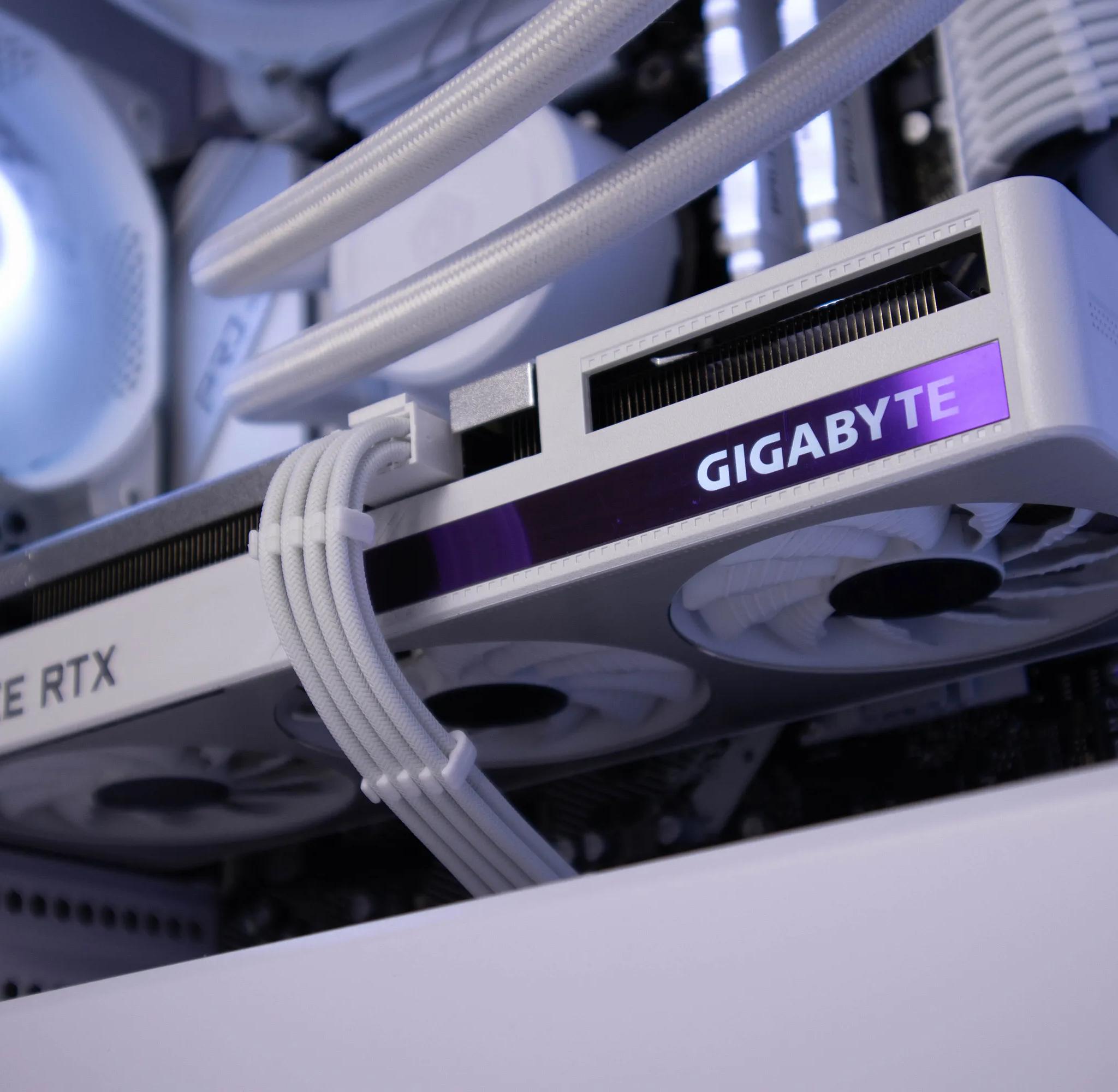 Blizzard (RTX 3060 | Intel i5-10600 | 16gb RAM)