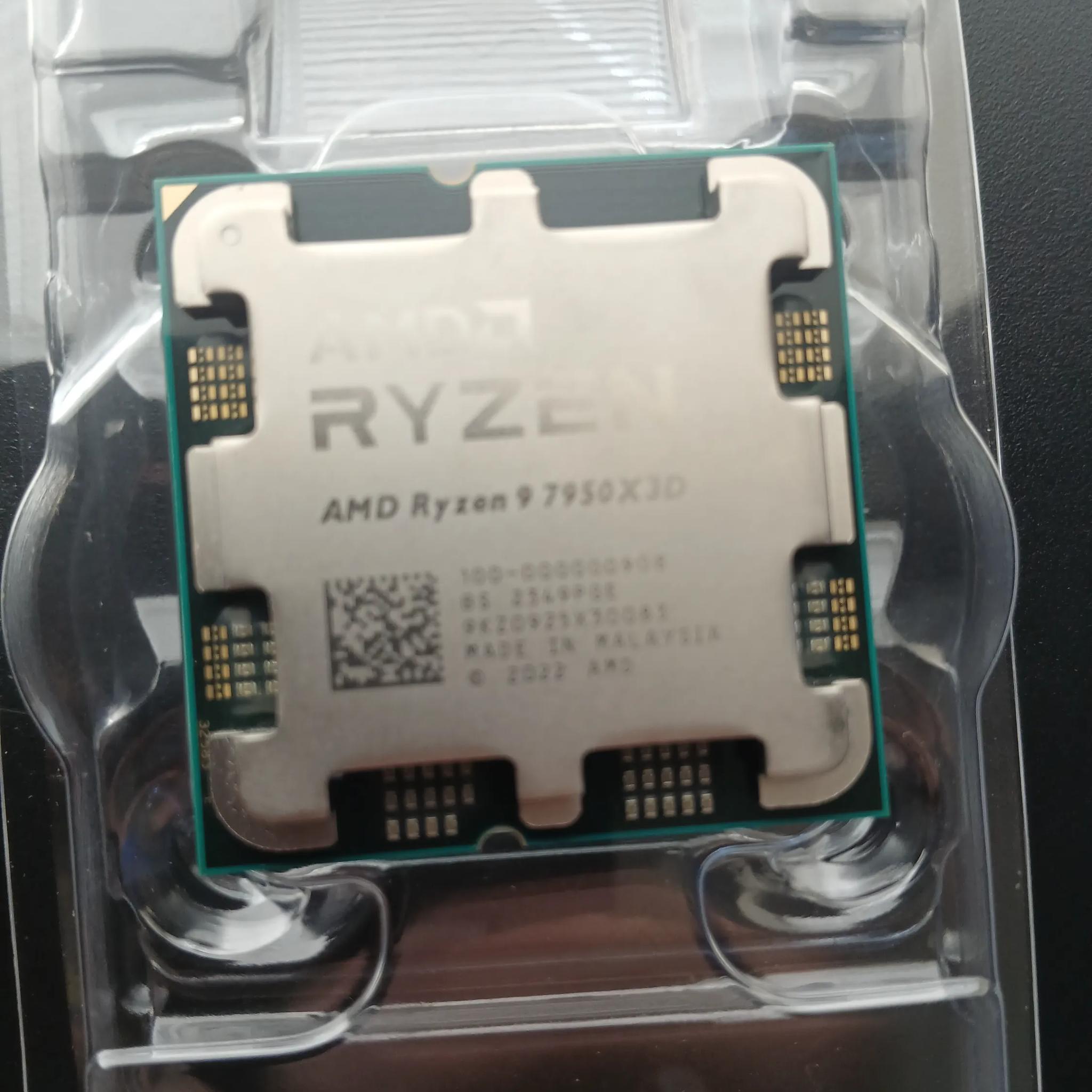 7950X3D Like New
