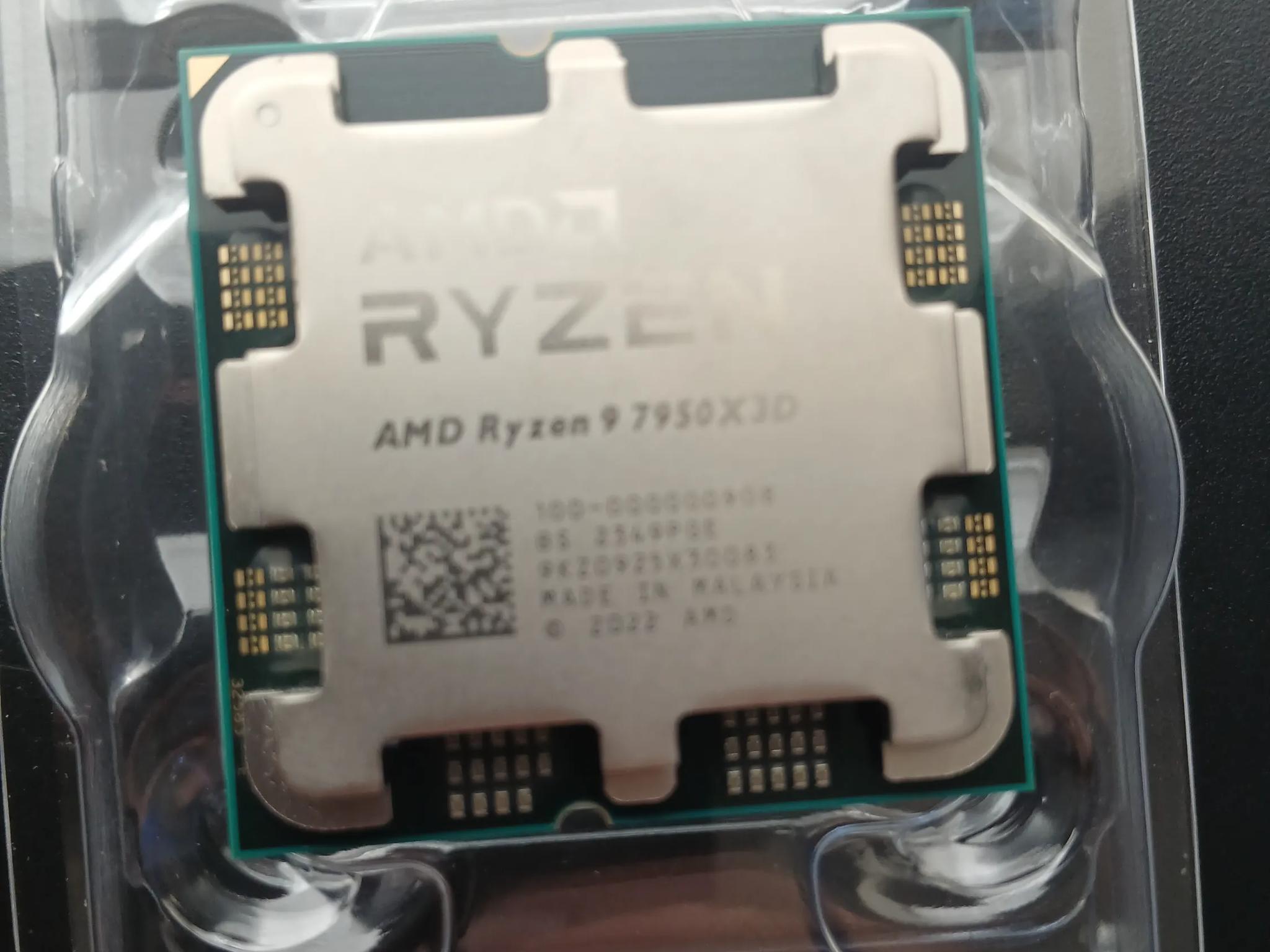 7950X3D Like New