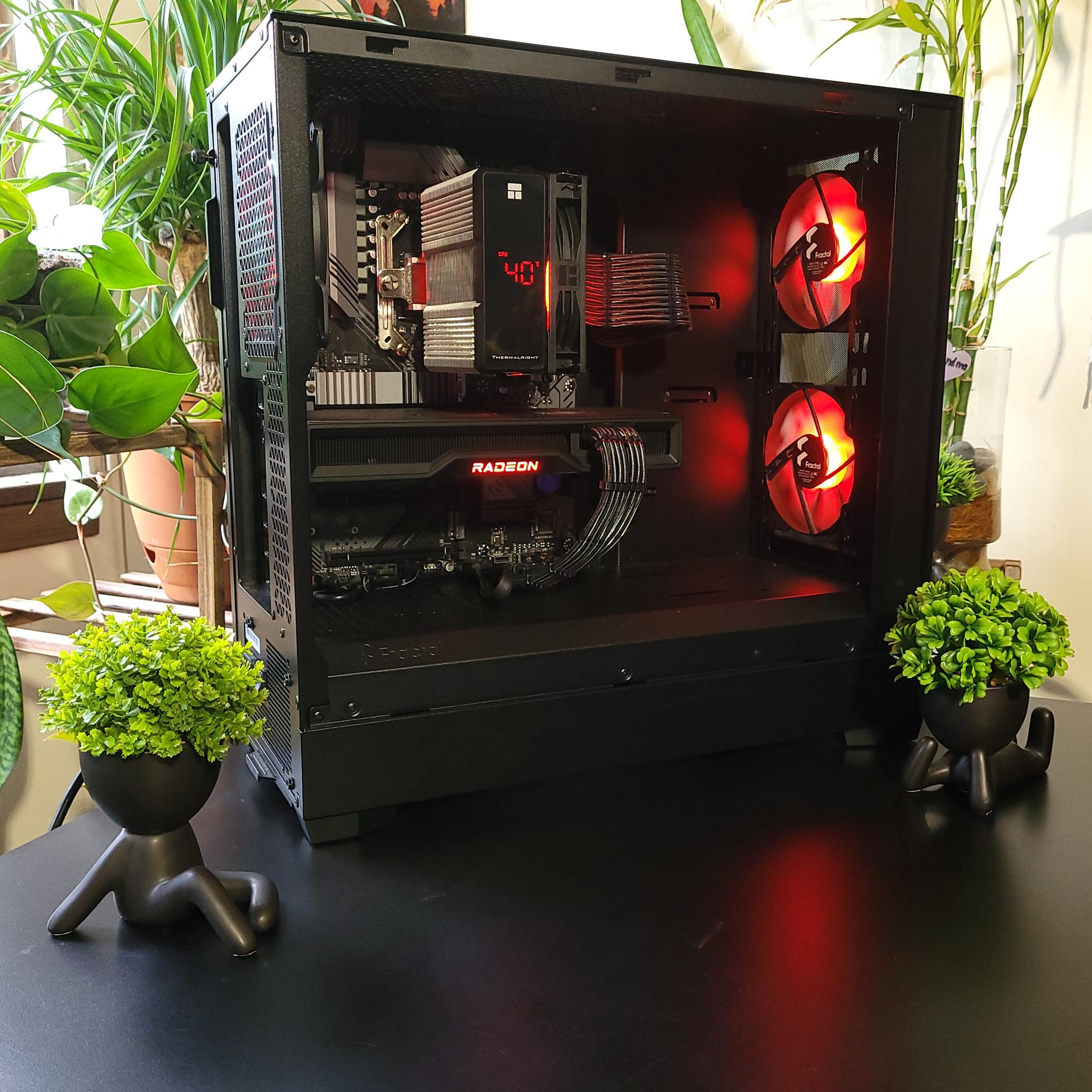 RYZEN 5 5600 | RX 6750XT | 32GB RAM | 1TB STORAGE | WINDOWS 11 ACTIVATED