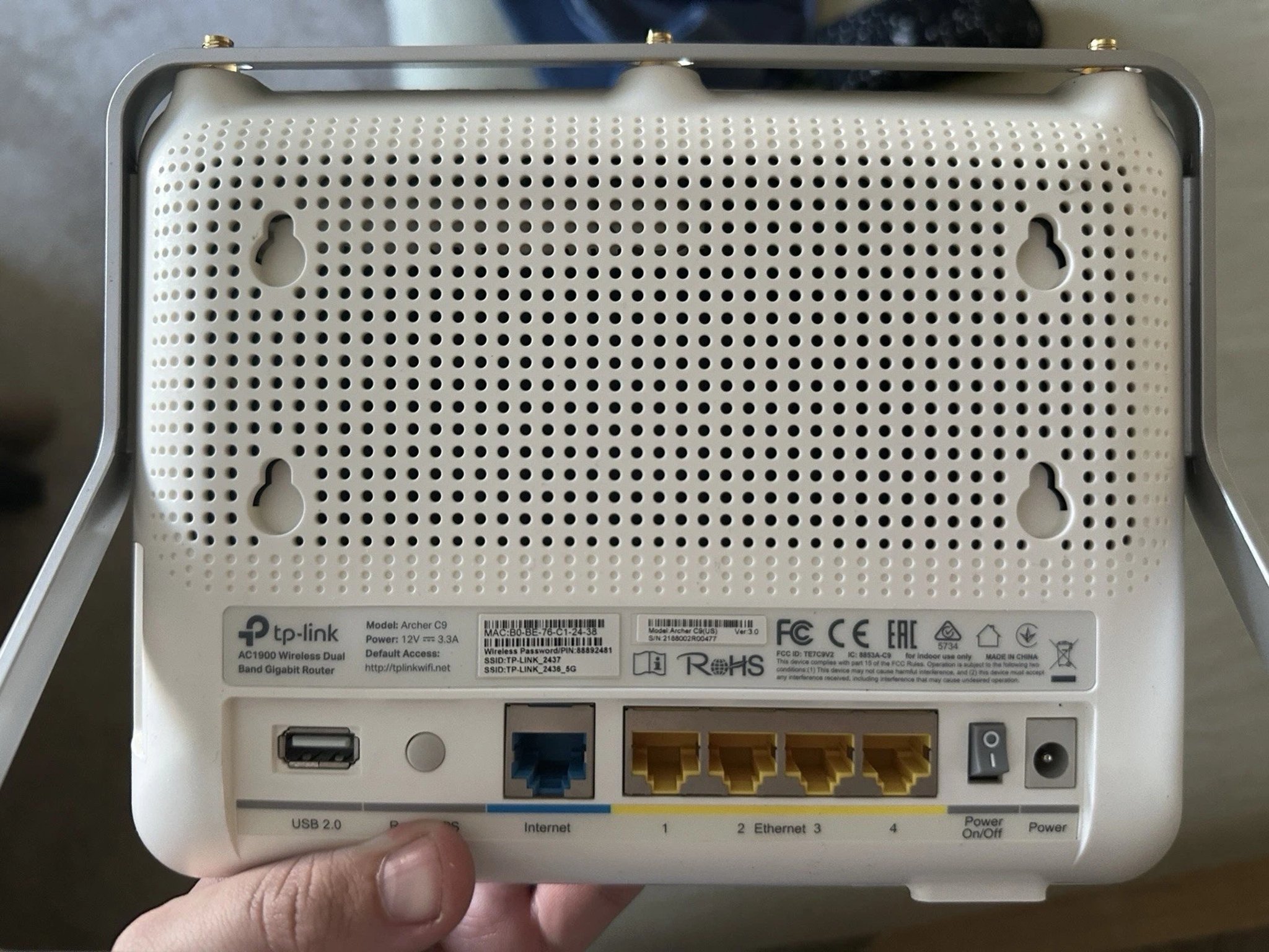 TP-LINK Archer C9 AC1900 Wireless Dual Band Gigabit Router