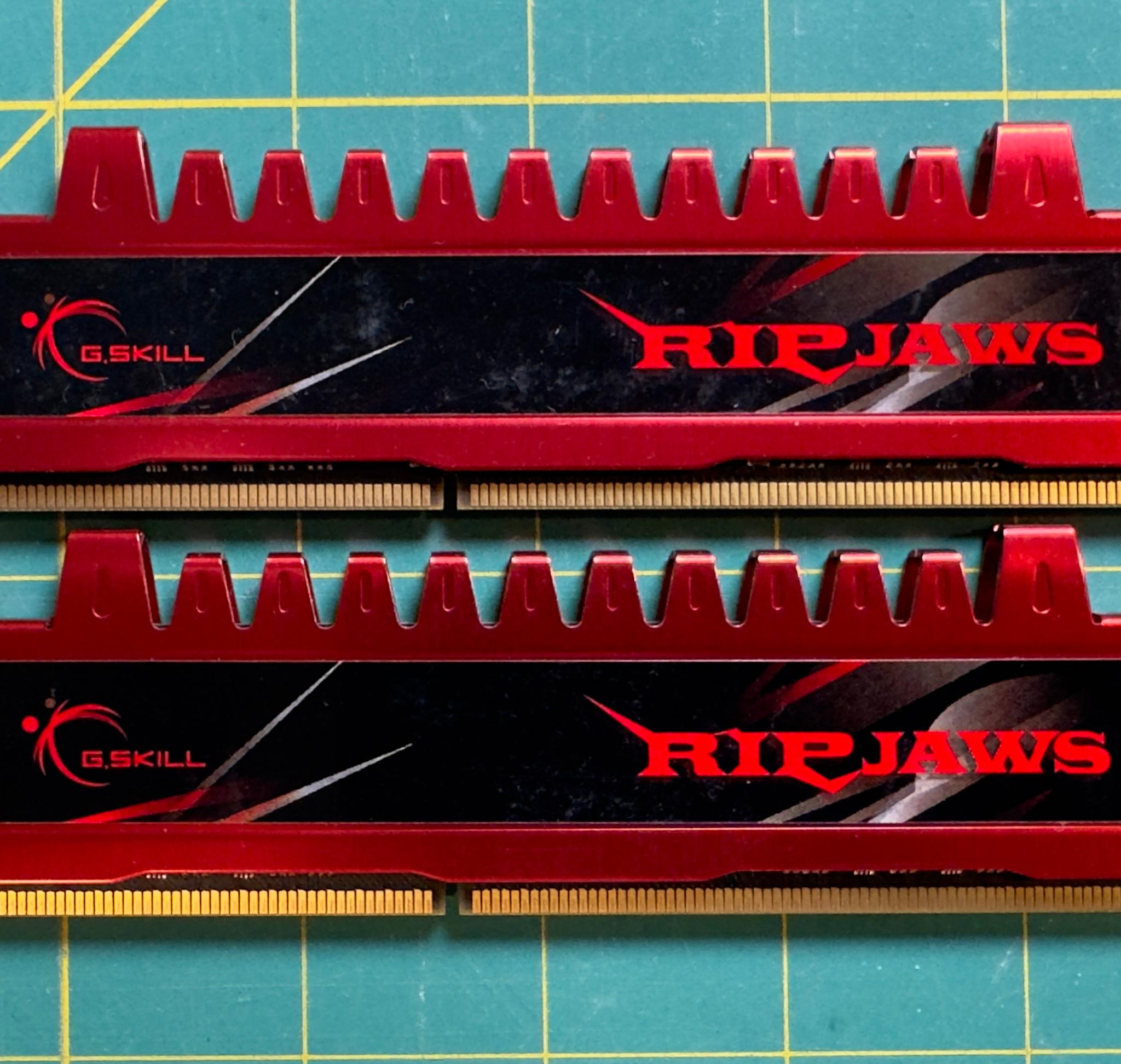 G.Skill Ripjaws X 8GB (2x4GB) DDR3 1333Mhz CL9 RAM Red