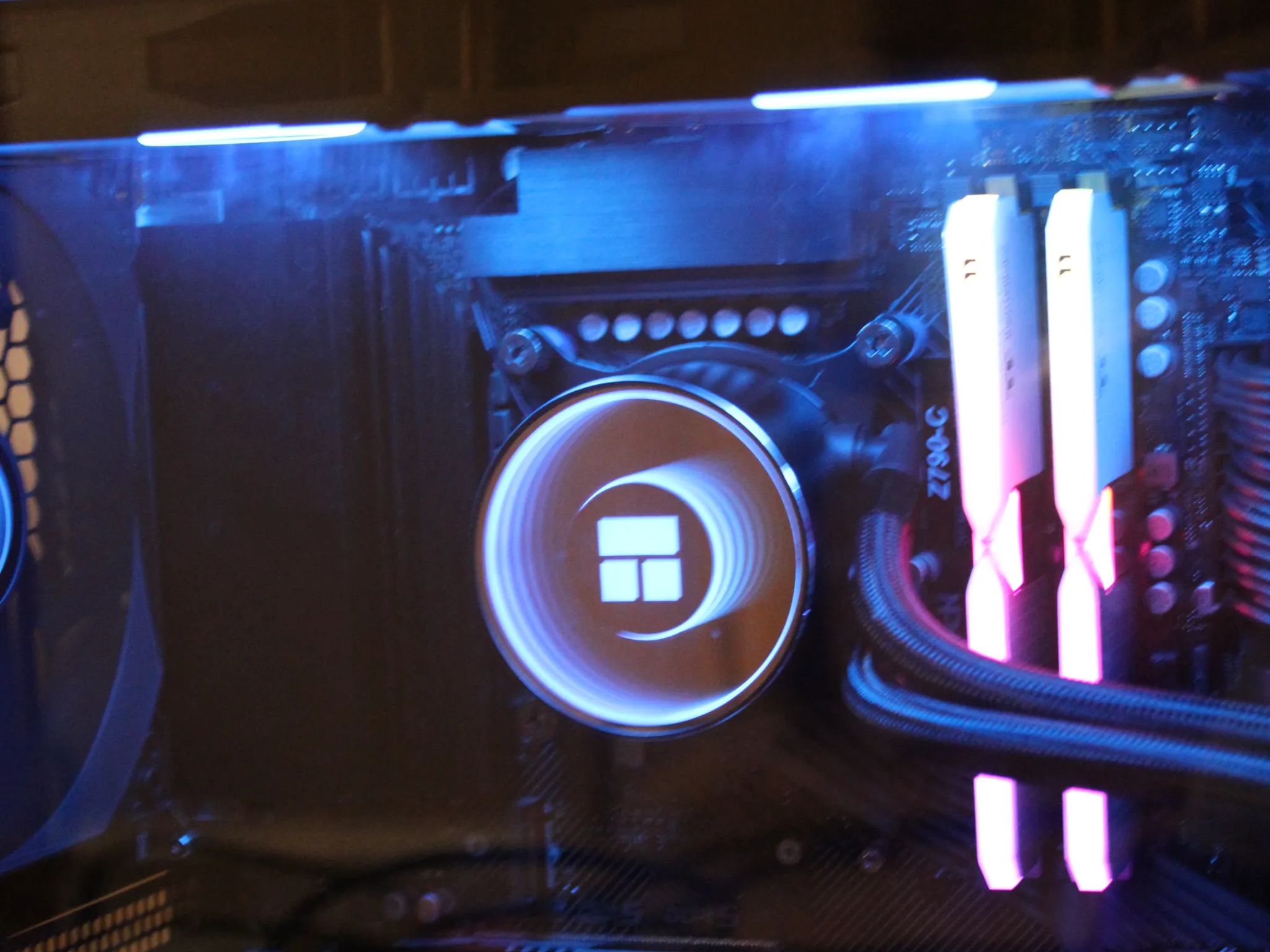 CUSTOM GAMING PC i9 and 5070