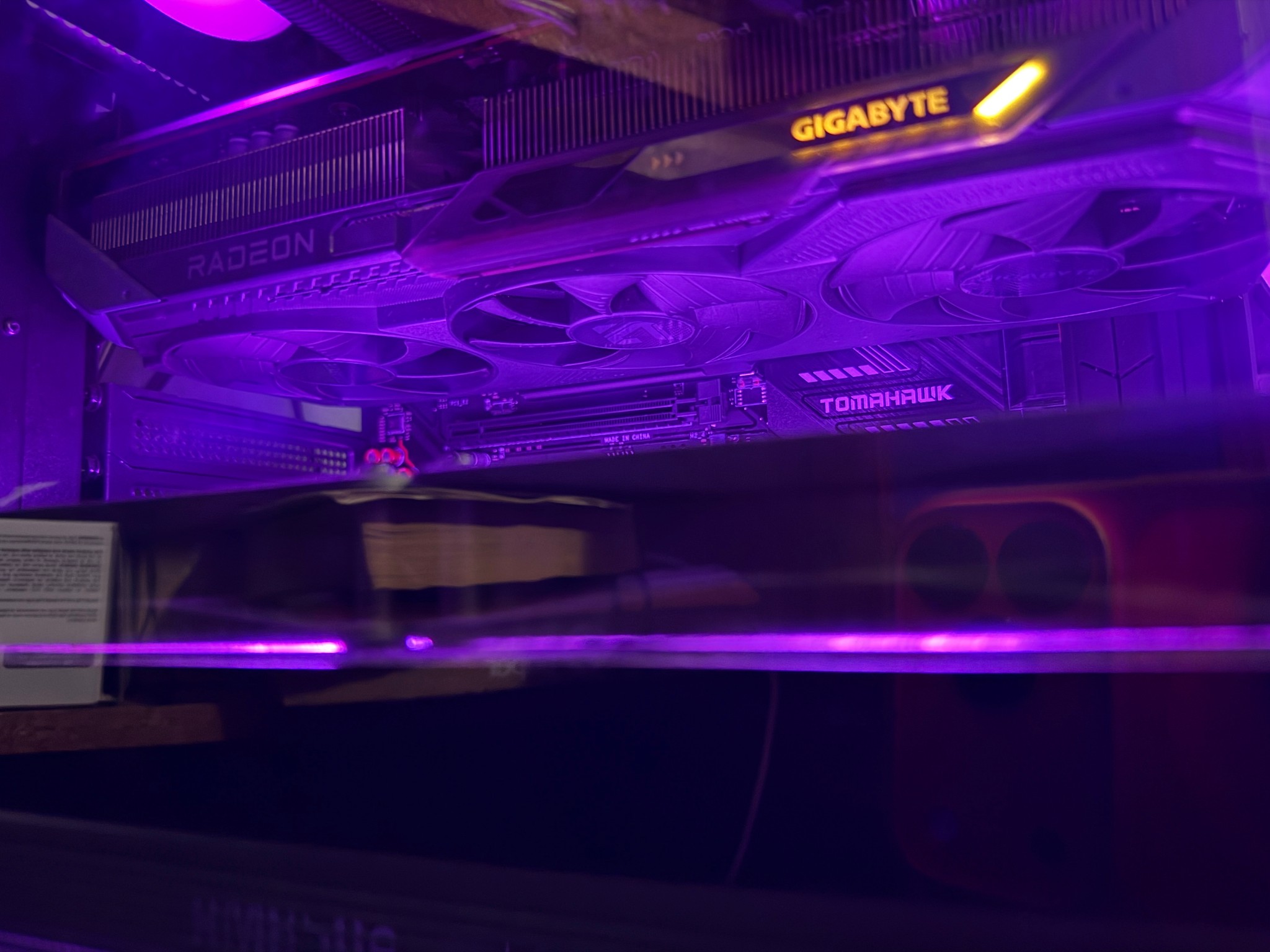 Ryzen 7 7800X3D + RX 9070 XT 16GB