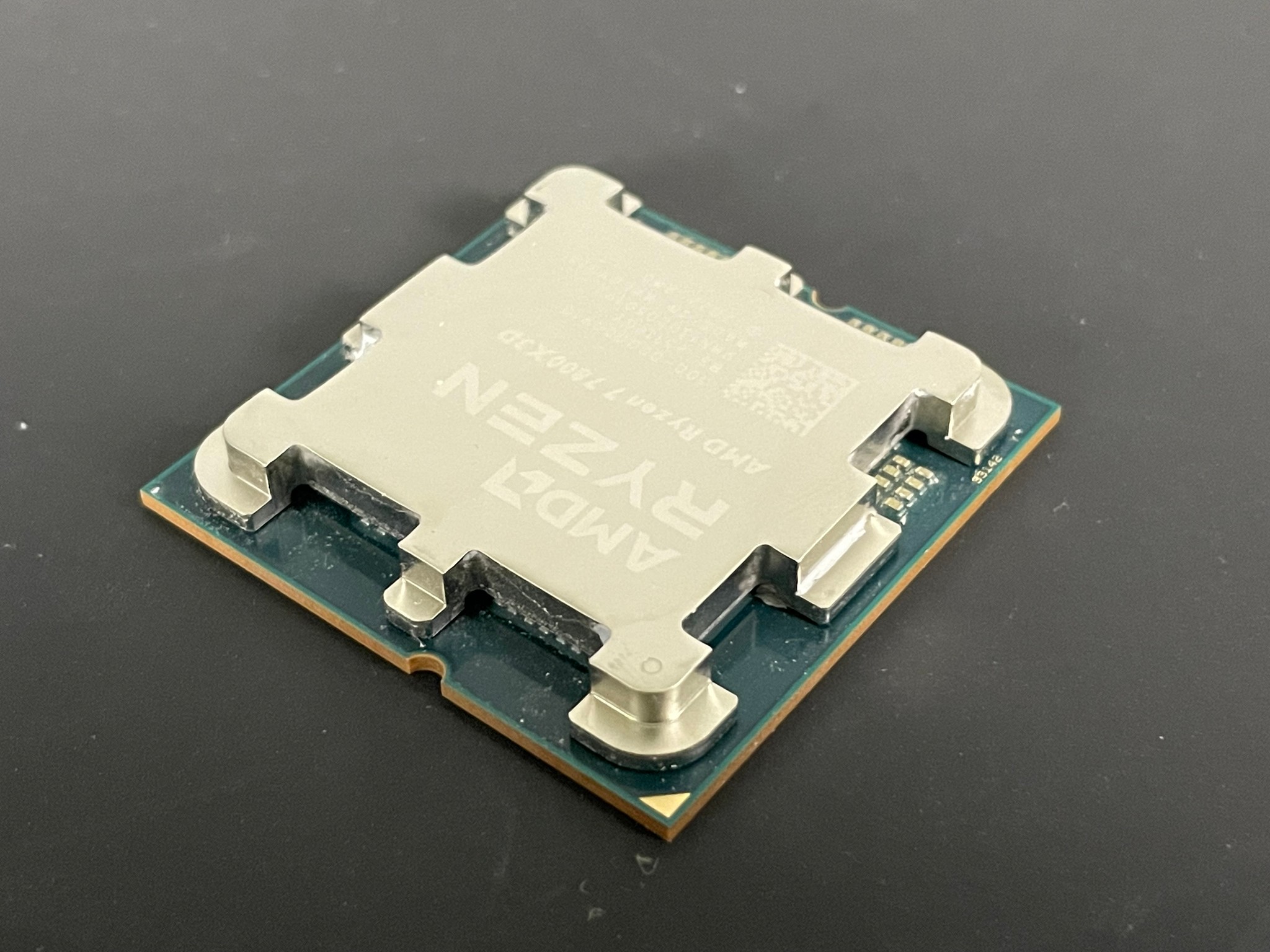 AMD Ryzen 7 7800X3D 8-Core, 16-Thread Desktop Processor CPU | *Read Description | Free Shipping