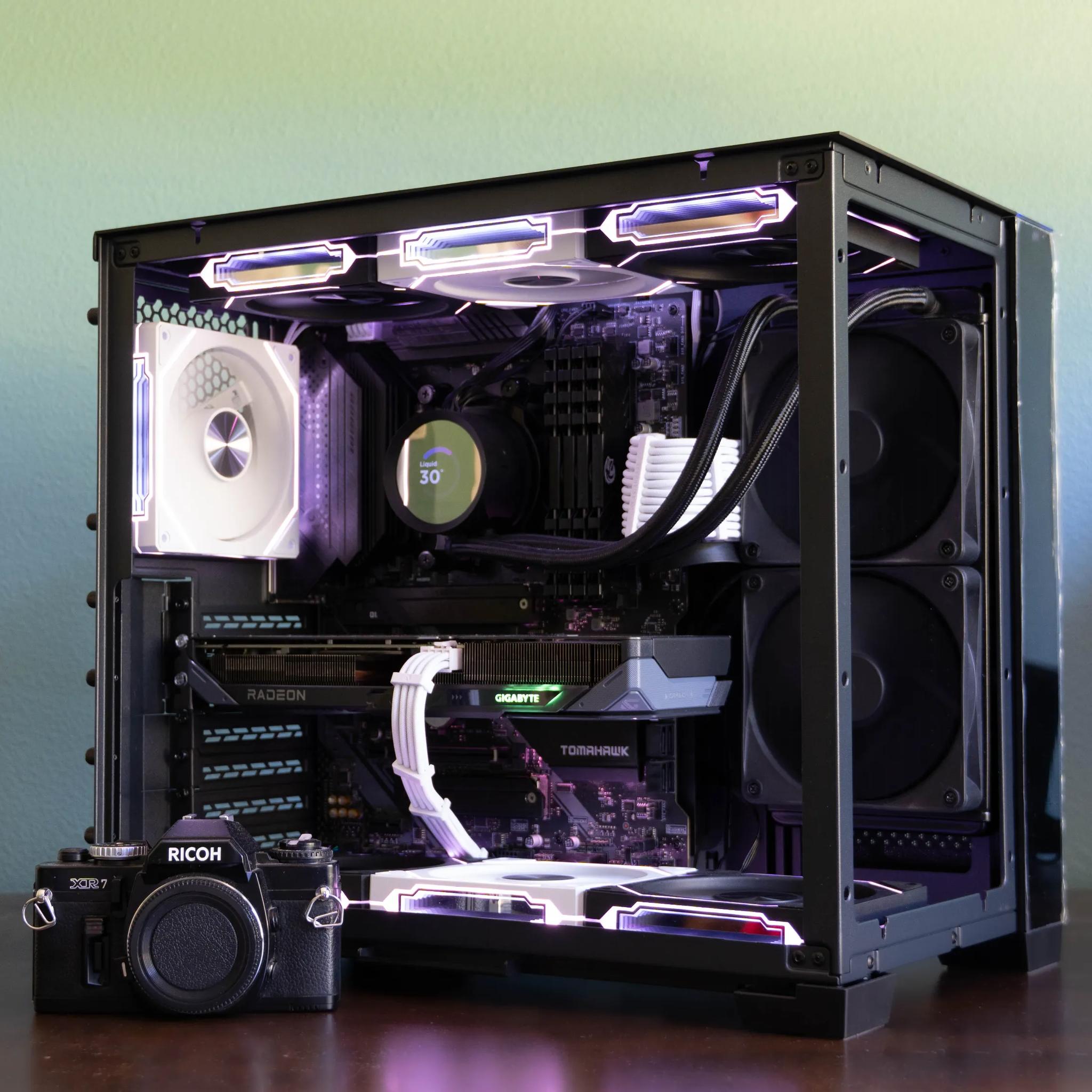 ◆2SIDES◇ | Ryzen 7 5700X3D / RX 9060 XT / 32GB RAM / 1TB NVMe Gaming PC