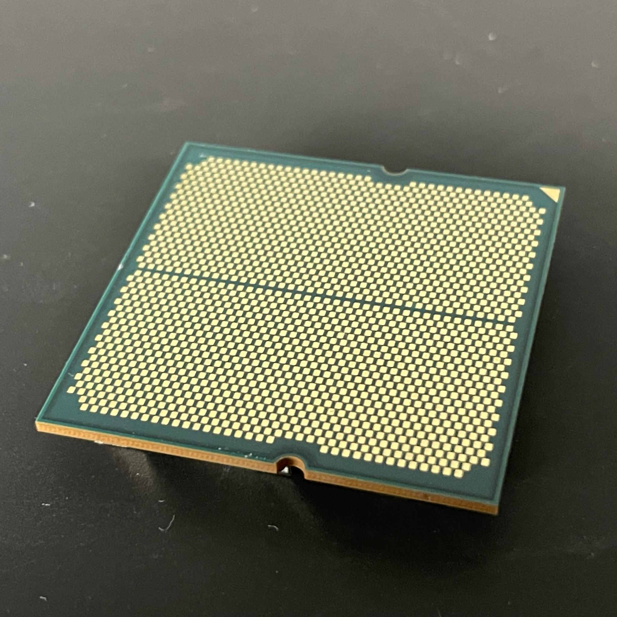 AMD Ryzen 7 7800X3D 8-Core, 16-Thread Desktop Processor CPU | *Read Description | Free Shipping