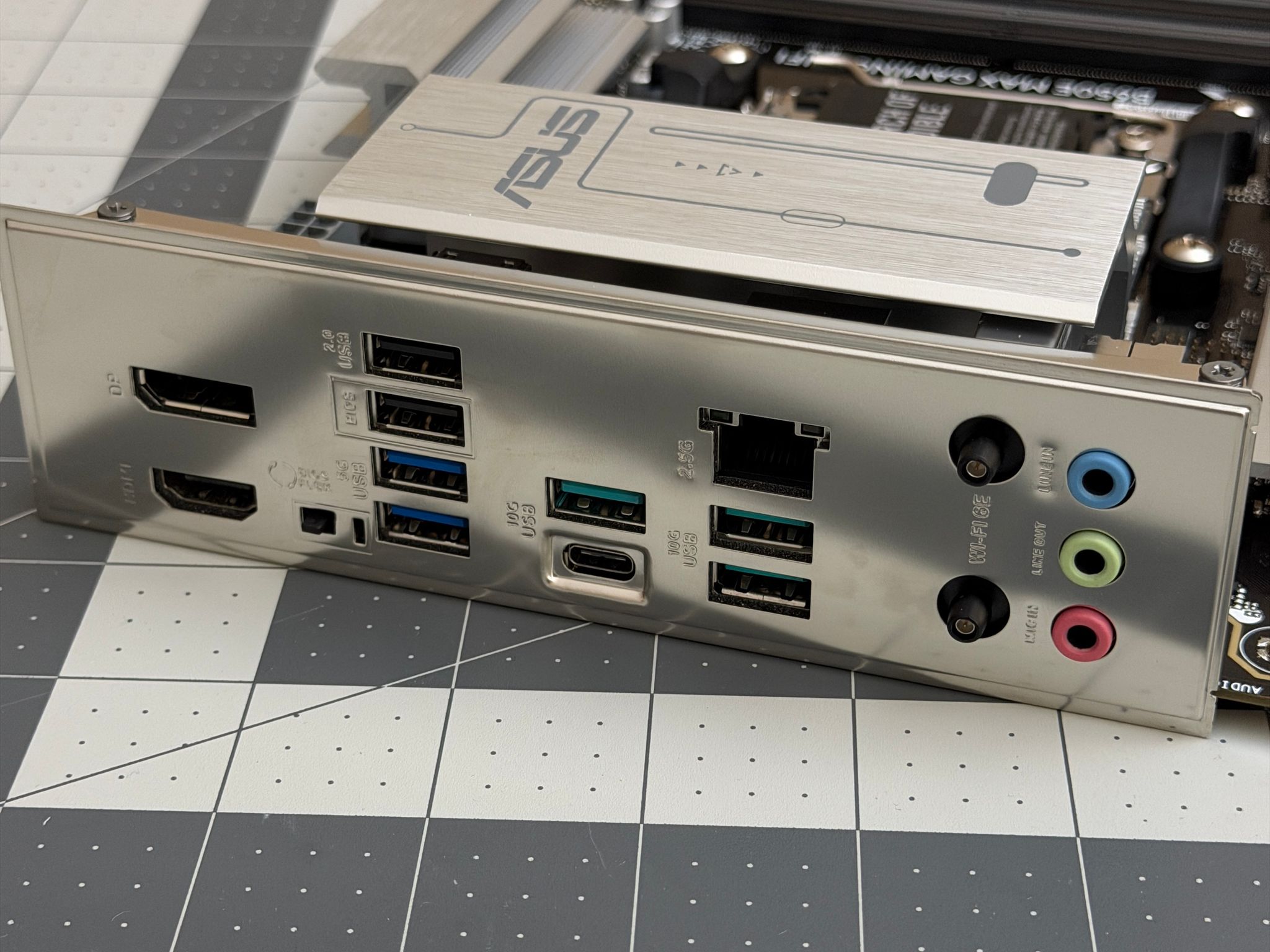 ASUS B650E Motherboard
