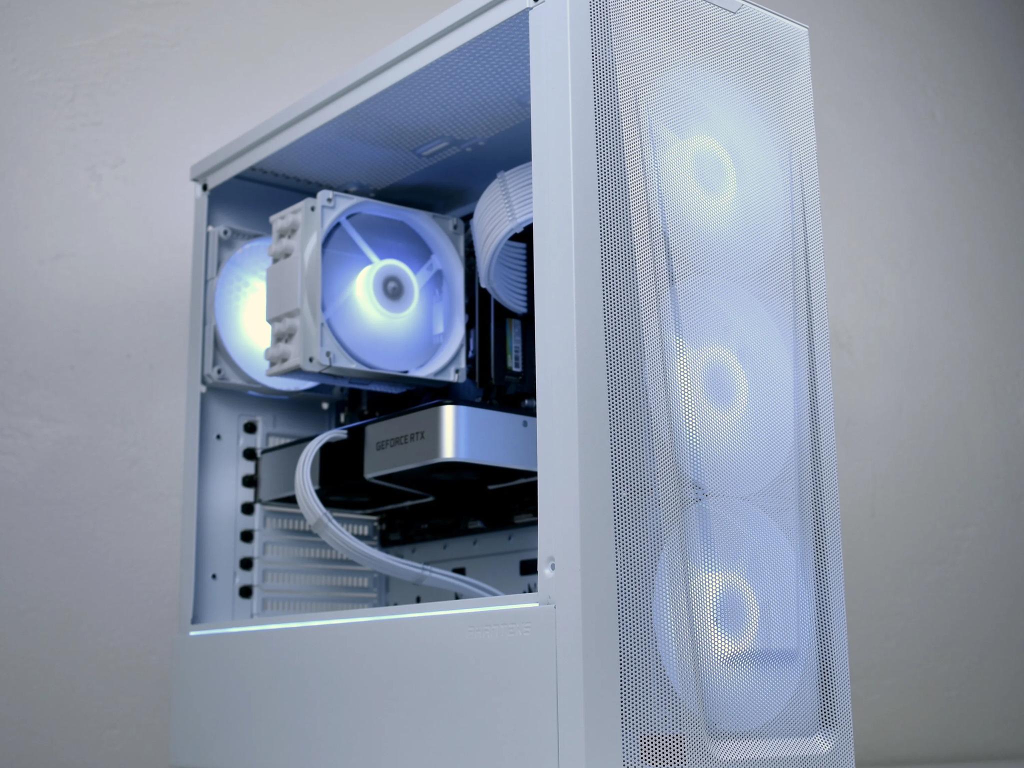 EXCELLENT Streaming/Gaming PC NVIDIA RTX 3060Ti, Ryzen 5600, 32GB RAM, WiFi | Forge Hercules (White)