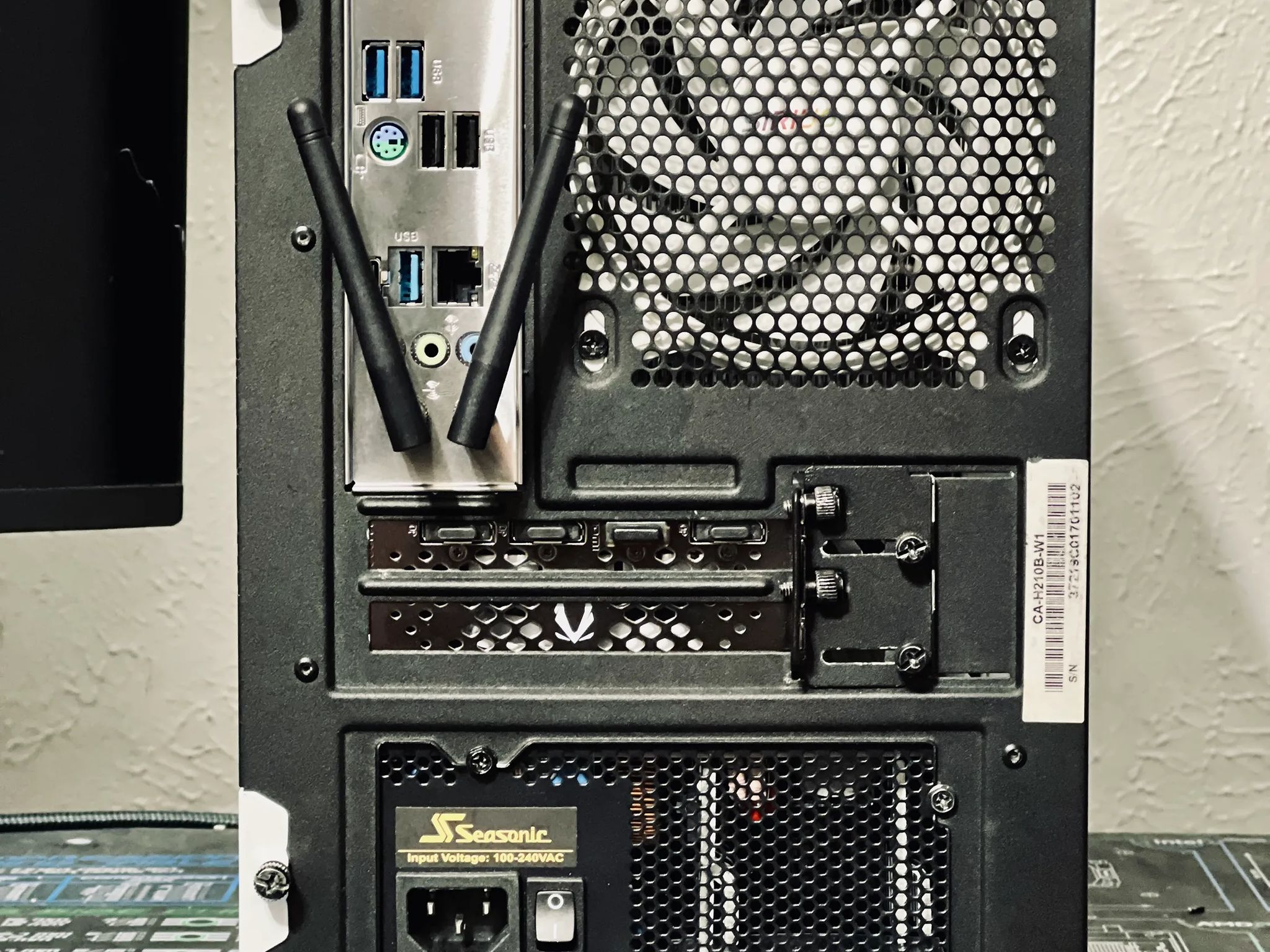 Newly Built Custom ITX Gaming PC - Ryzen 5600 | RTX 4060 | 2TB NVMe | 16GB DDR4 3600