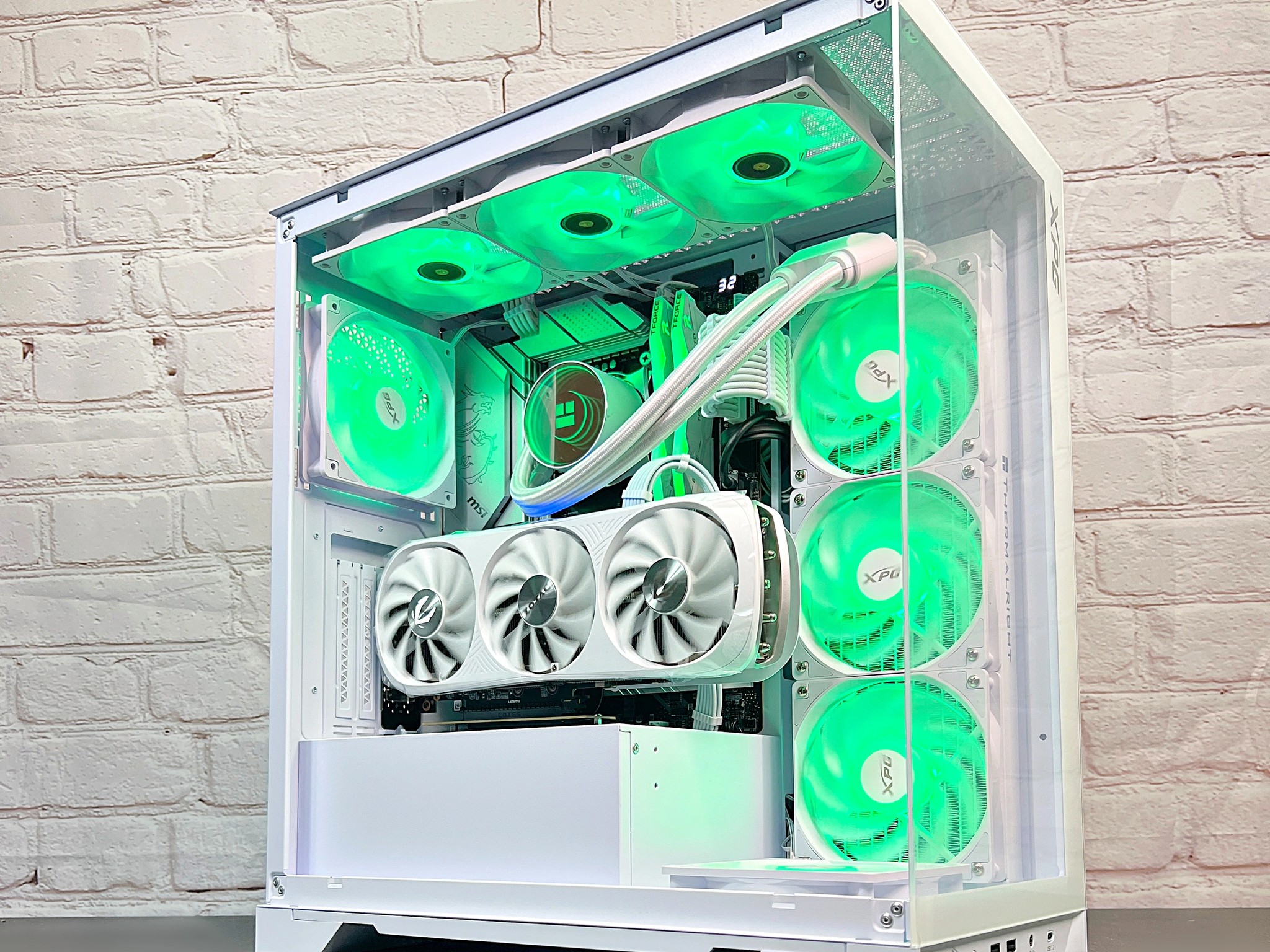 Intel 13600K RTX 4070 TI Super 32GB DDR5 2TB M.2 SSD Wifi 6E Bluetooth Win 11 Pro Gaming PC