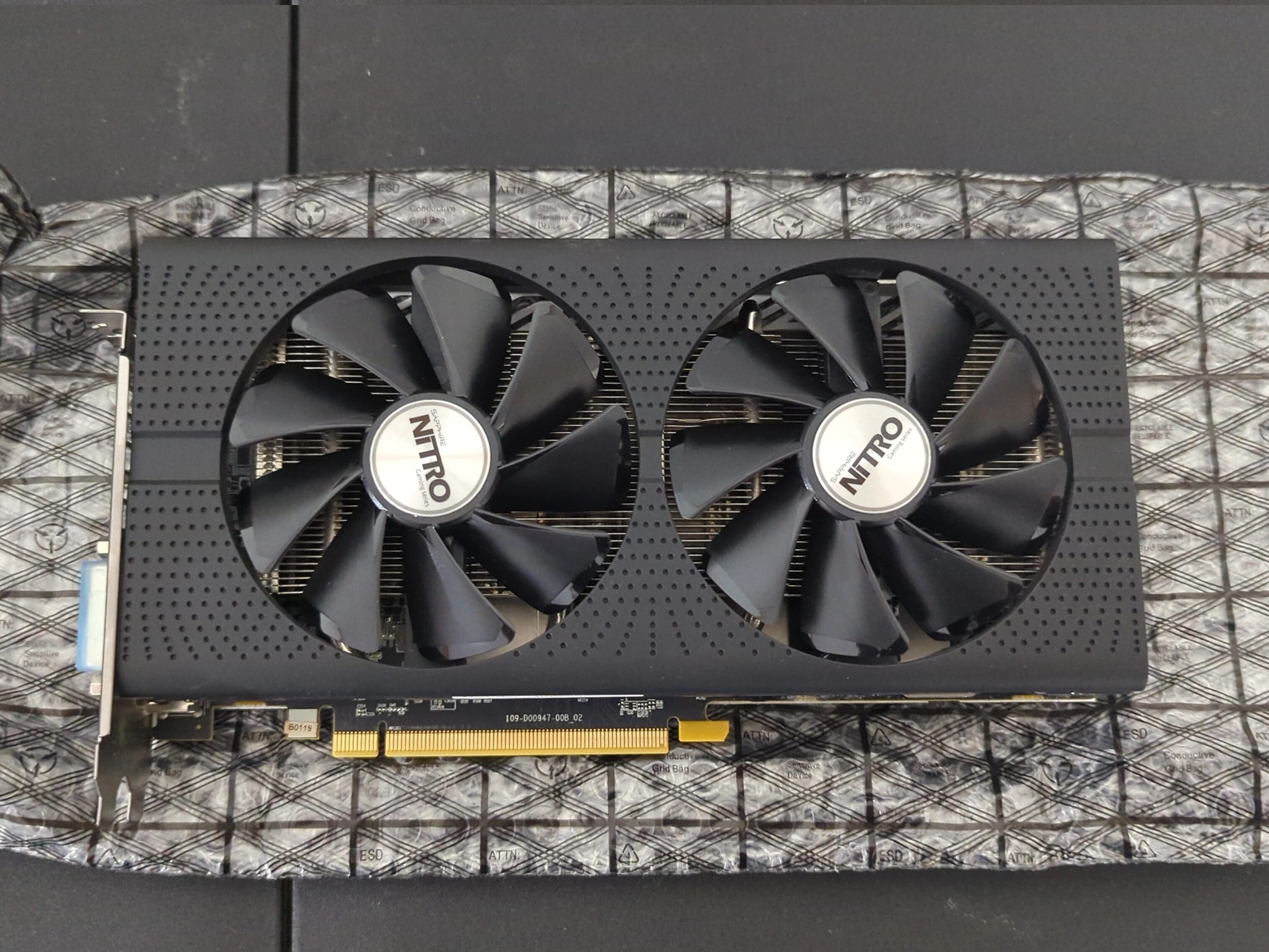 Sapphire Radeon NITRO+ RX 480 8GB in great condition with original box!