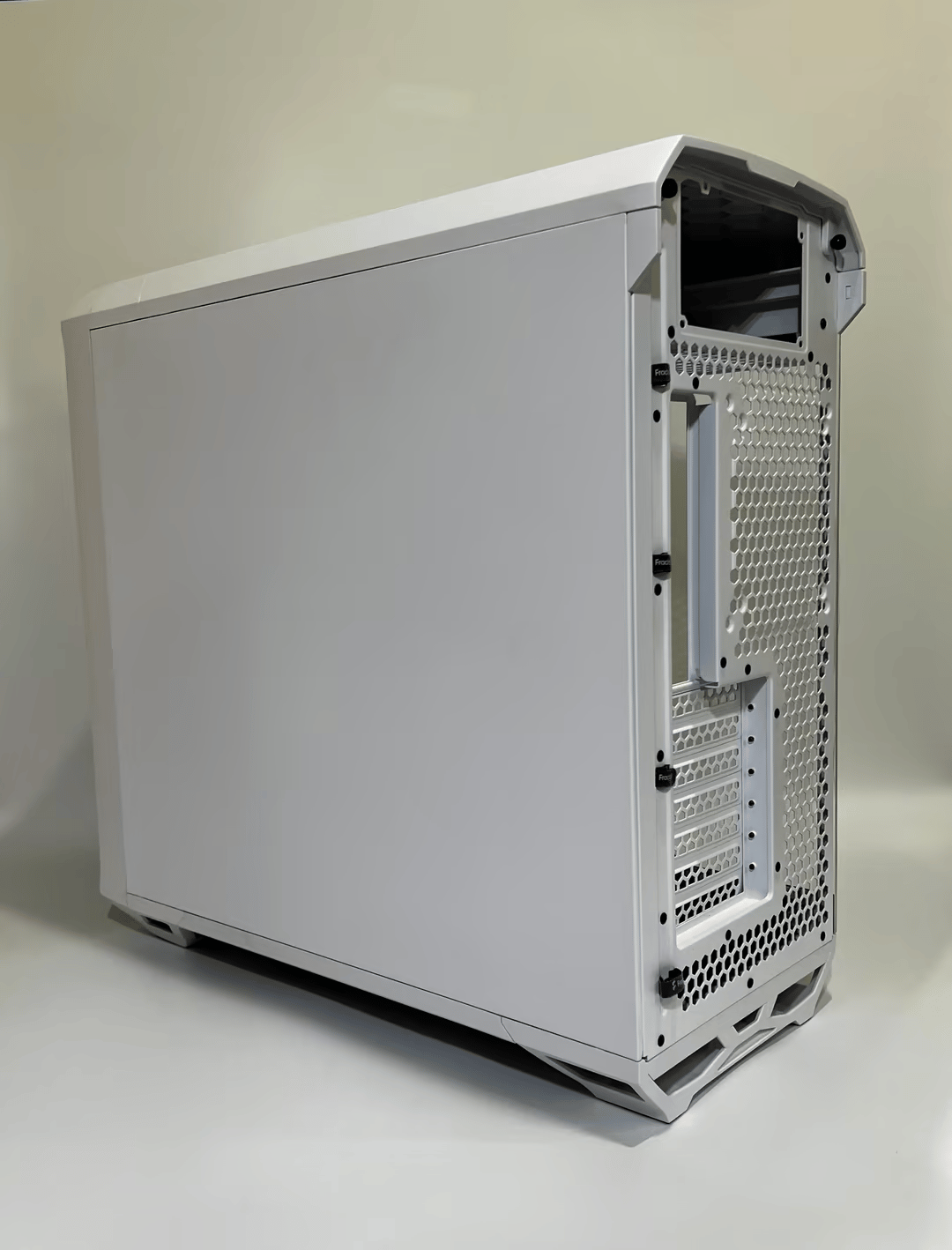 Fractal Torrent  White New Open Box 