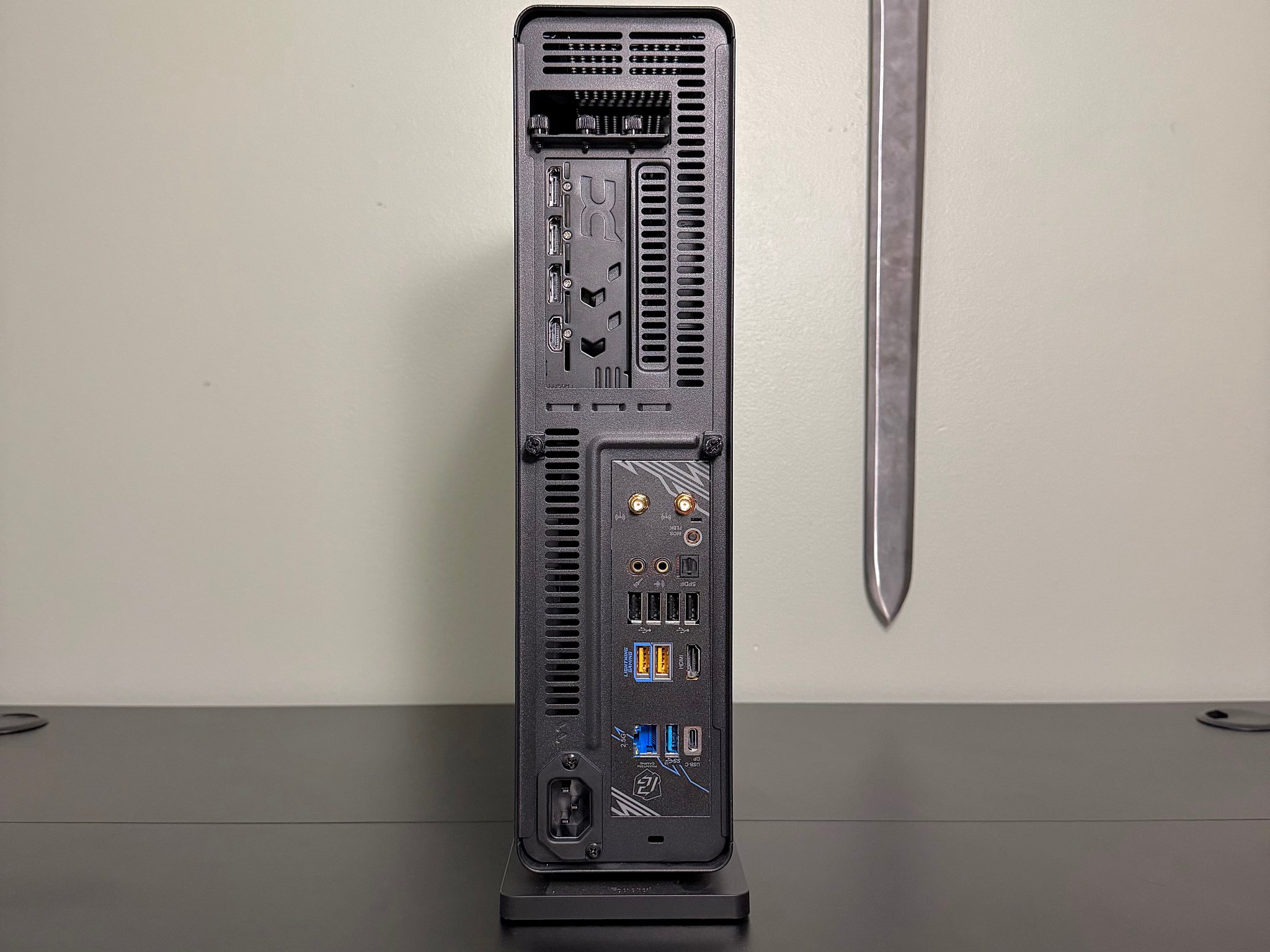 Beastly 7800X3D | 9070 XT | 32GB DDR5 | 2TB M.2 SFF Gaming PC