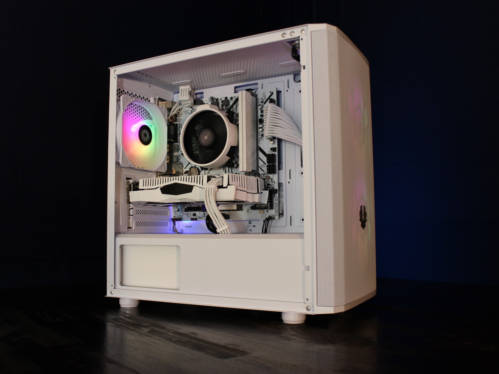 Gaming PC: Ryzen 5 3600, RTX 2060 Super, 16GB RAM, 1TB SSD